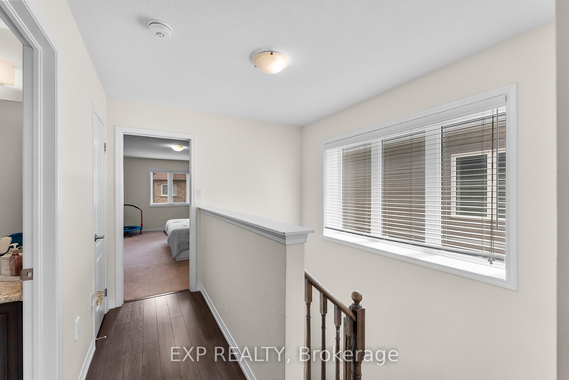 Photo 16 of 7732 Redbud Lane, Niagara Falls, Brown — HOMEH