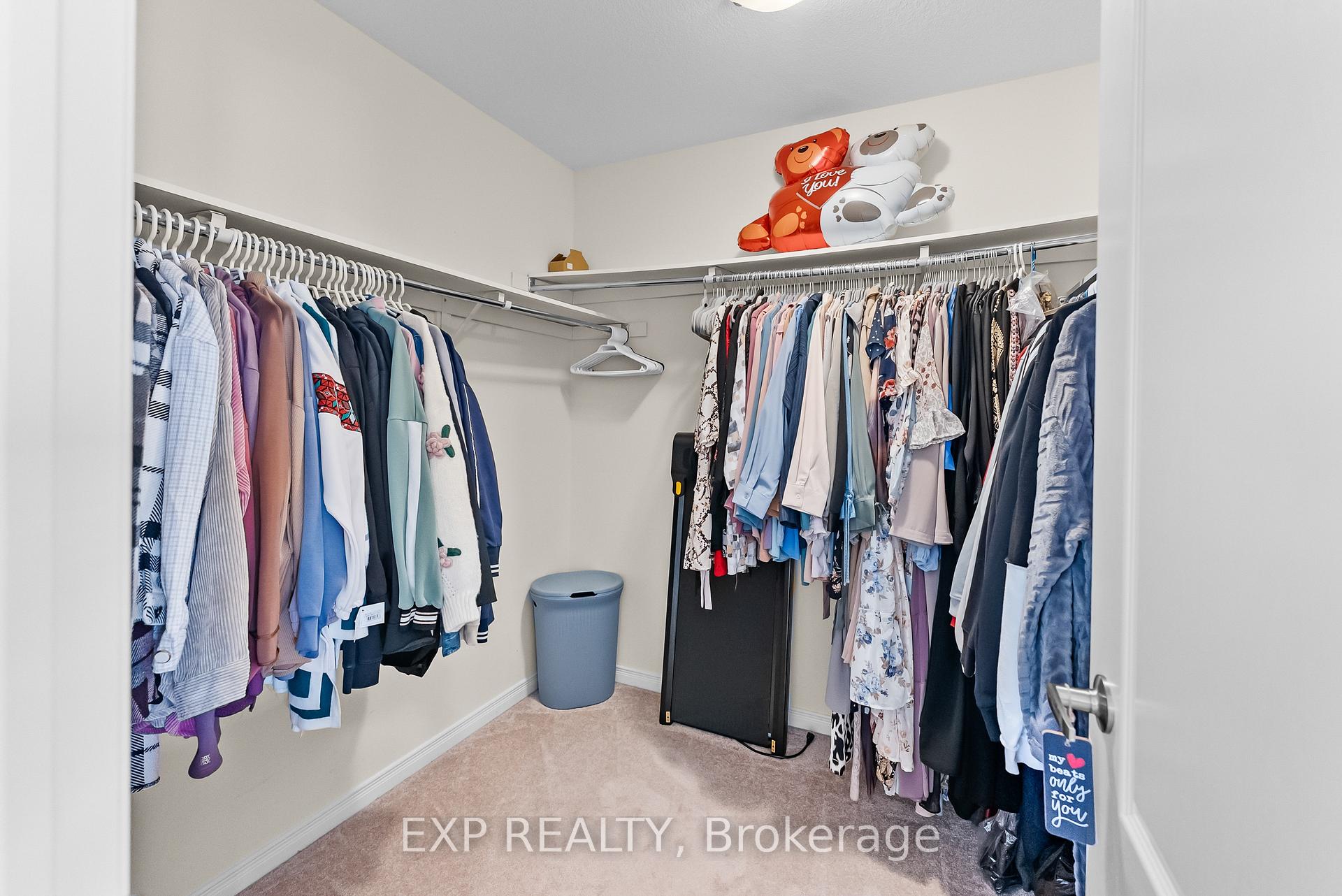 Photo 18 of 7732 Redbud Lane, Niagara Falls, Brown — HOMEH