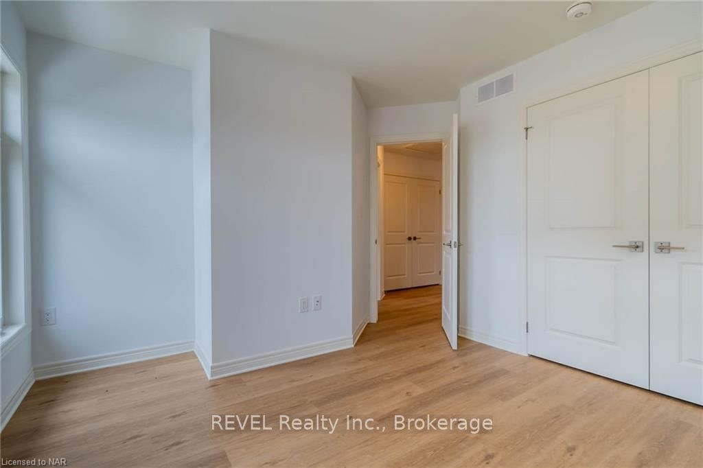 Photo 19 of 161 Summersides Mews Boulevard, Pelham, Fonthill — HOMEH