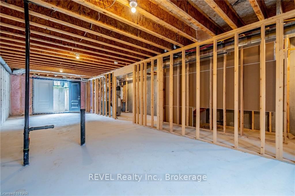 Photo 35 of 161 Summersides Mews Boulevard, Pelham, Fonthill — HOMEH