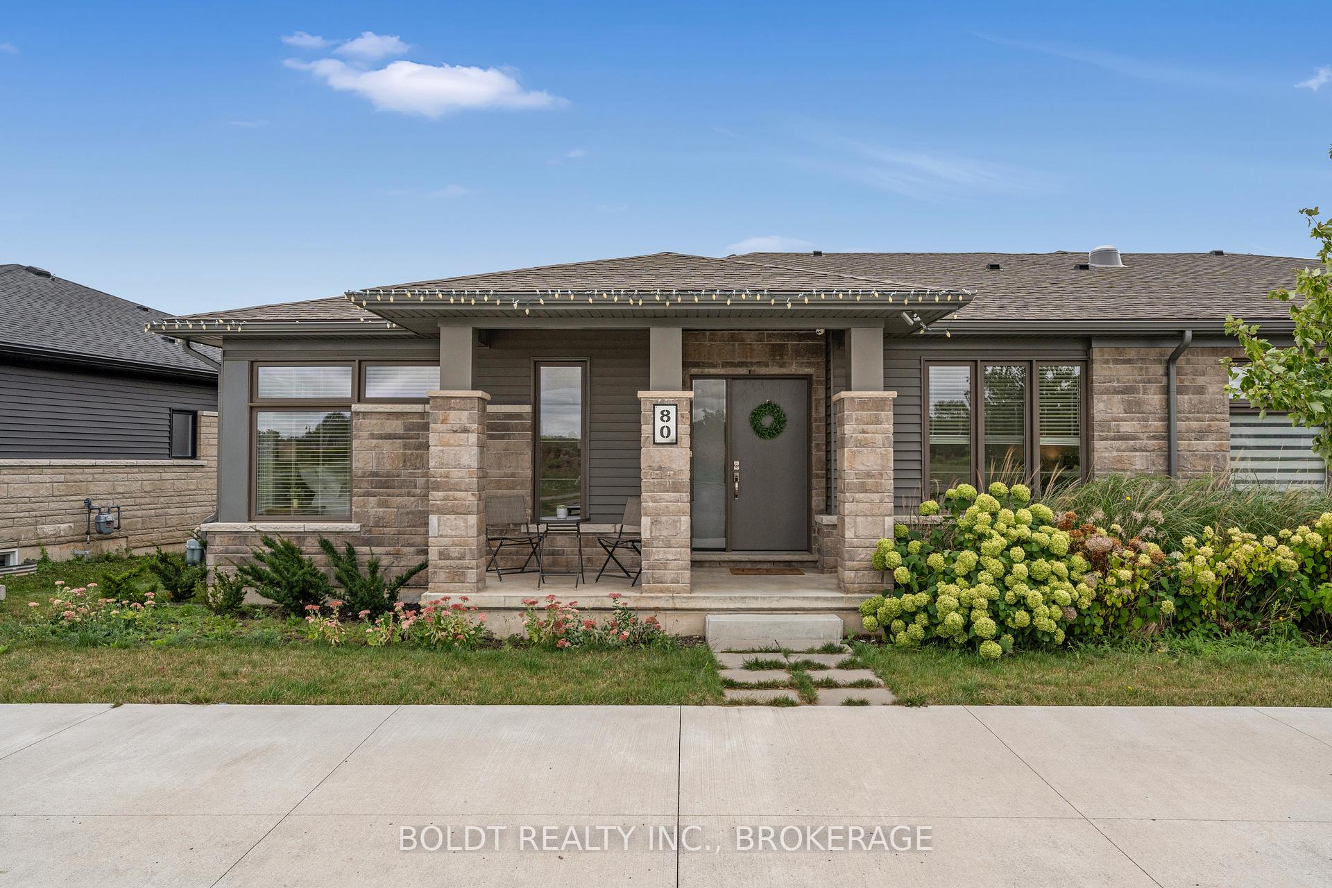 Front of 80 Summersides Boulevard