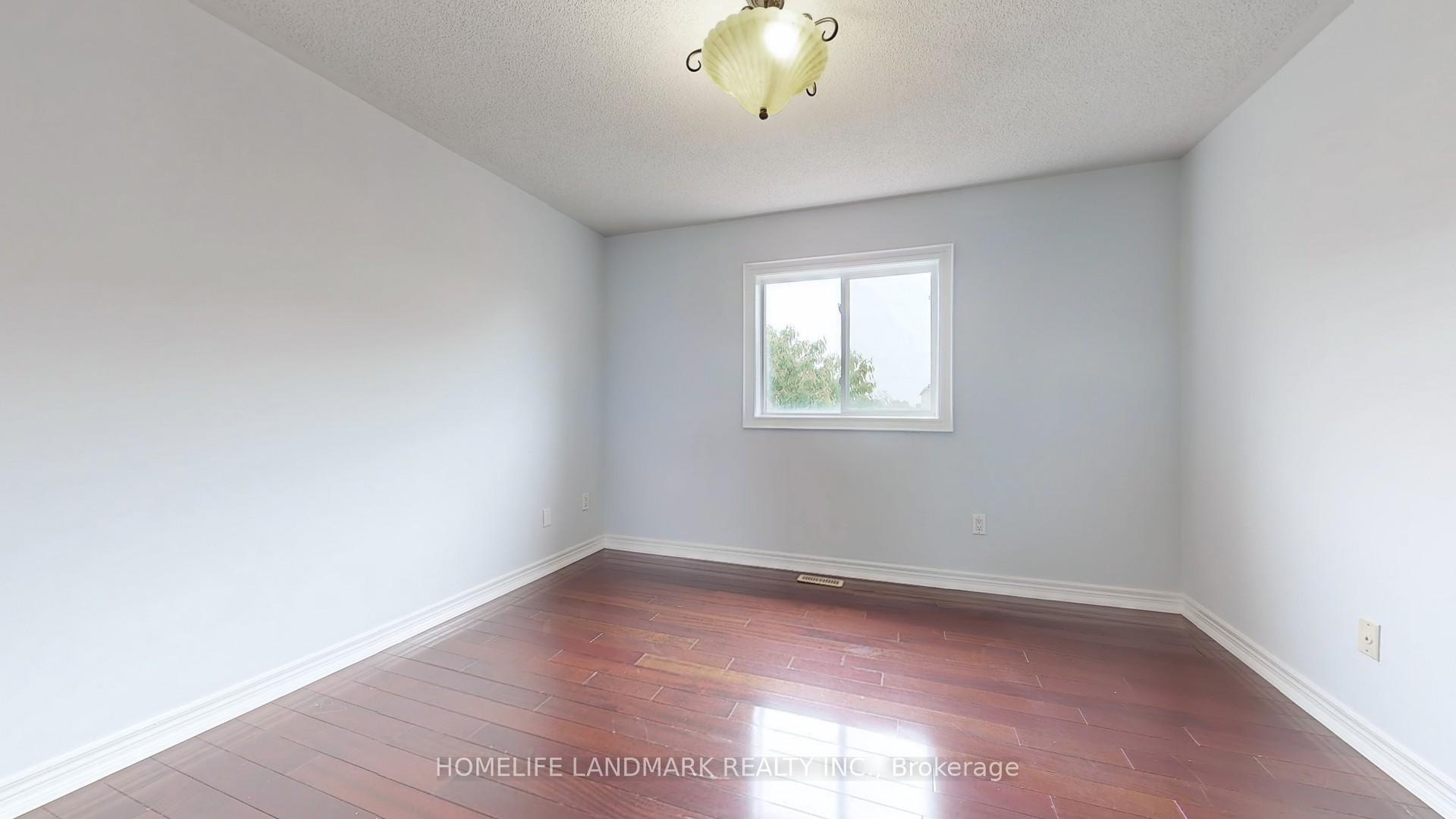 Photo 27 of 183 Alfred Smith Way, Newmarket, Woodland Hill — HOMEH