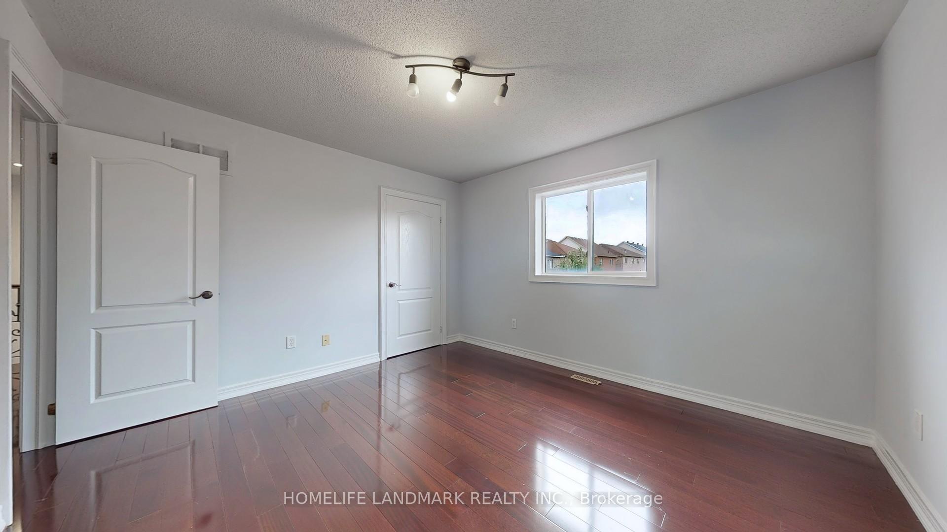 Photo 28 of 183 Alfred Smith Way, Newmarket, Woodland Hill — HOMEH