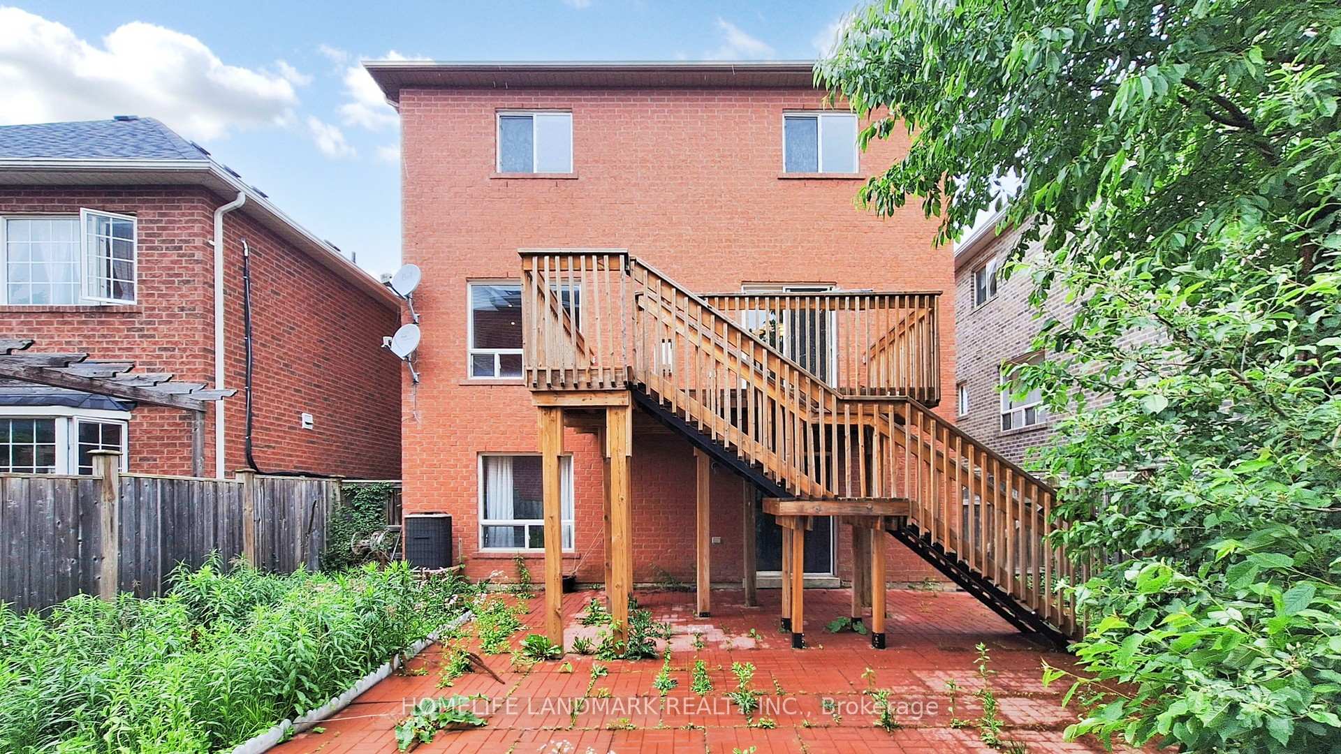 Photo 33 of 183 Alfred Smith Way, Newmarket, Woodland Hill — HOMEH