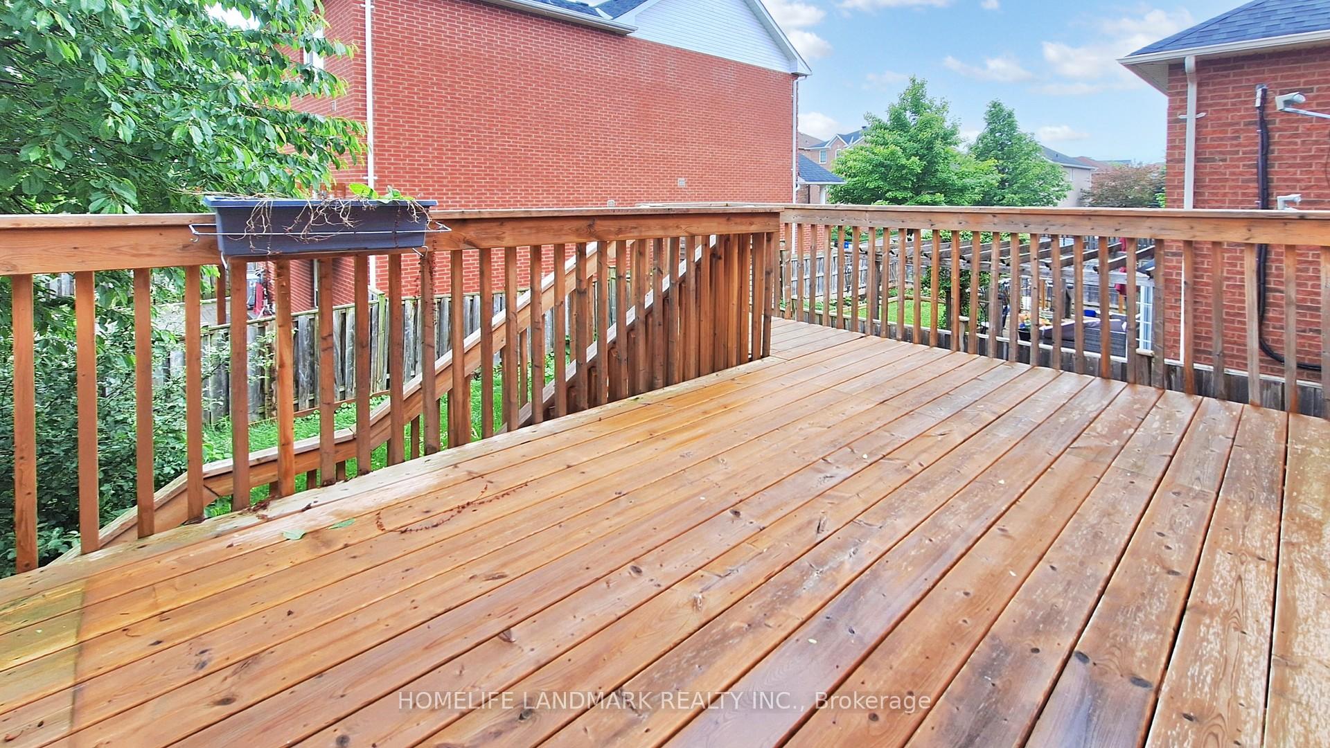 Photo 40 of 183 Alfred Smith Way, Newmarket, Woodland Hill — HOMEH