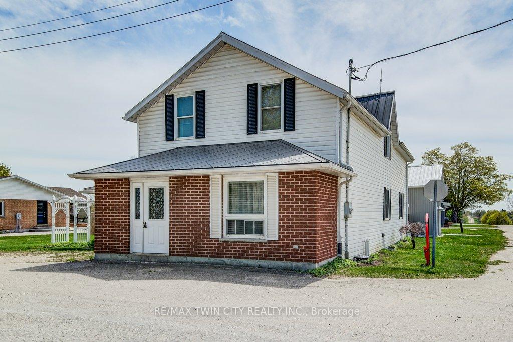 Photo 3 of 5207 88 Line, North Perth, Wallace — HOMEH