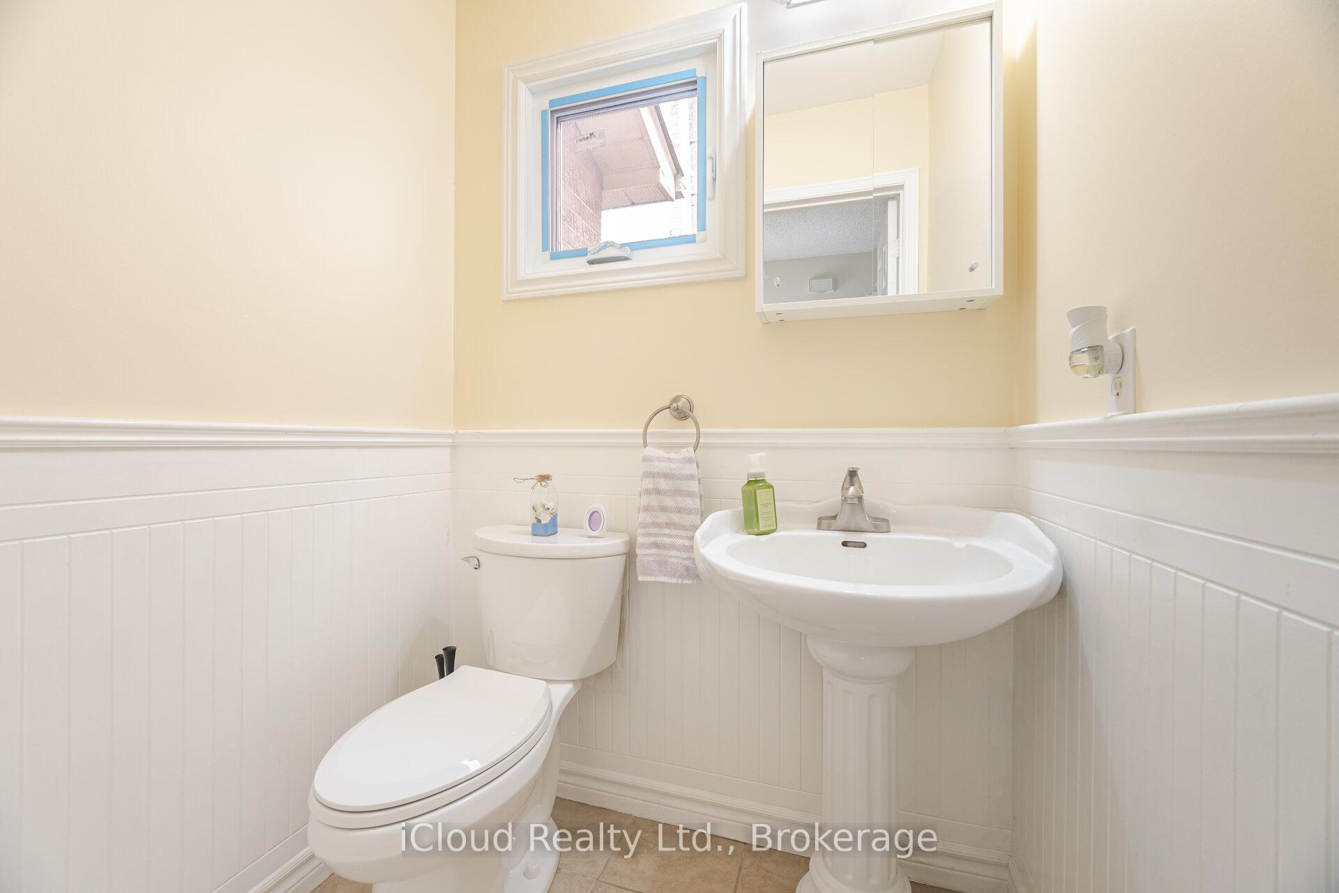 Photo 24 of 109 Heydon Avenue, New Tecumseth, Alliston — HOMEH