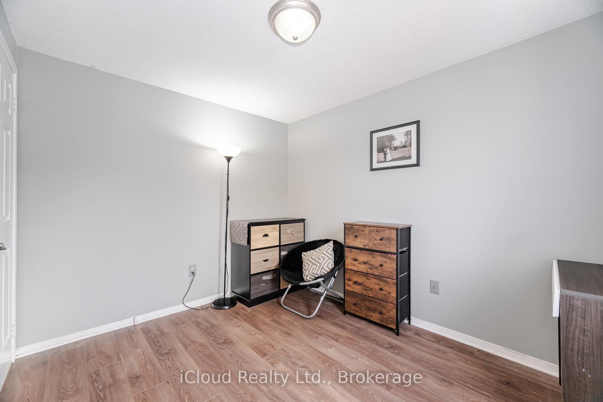 Photo 37 of 109 Heydon Avenue, New Tecumseth, Alliston — HOMEH