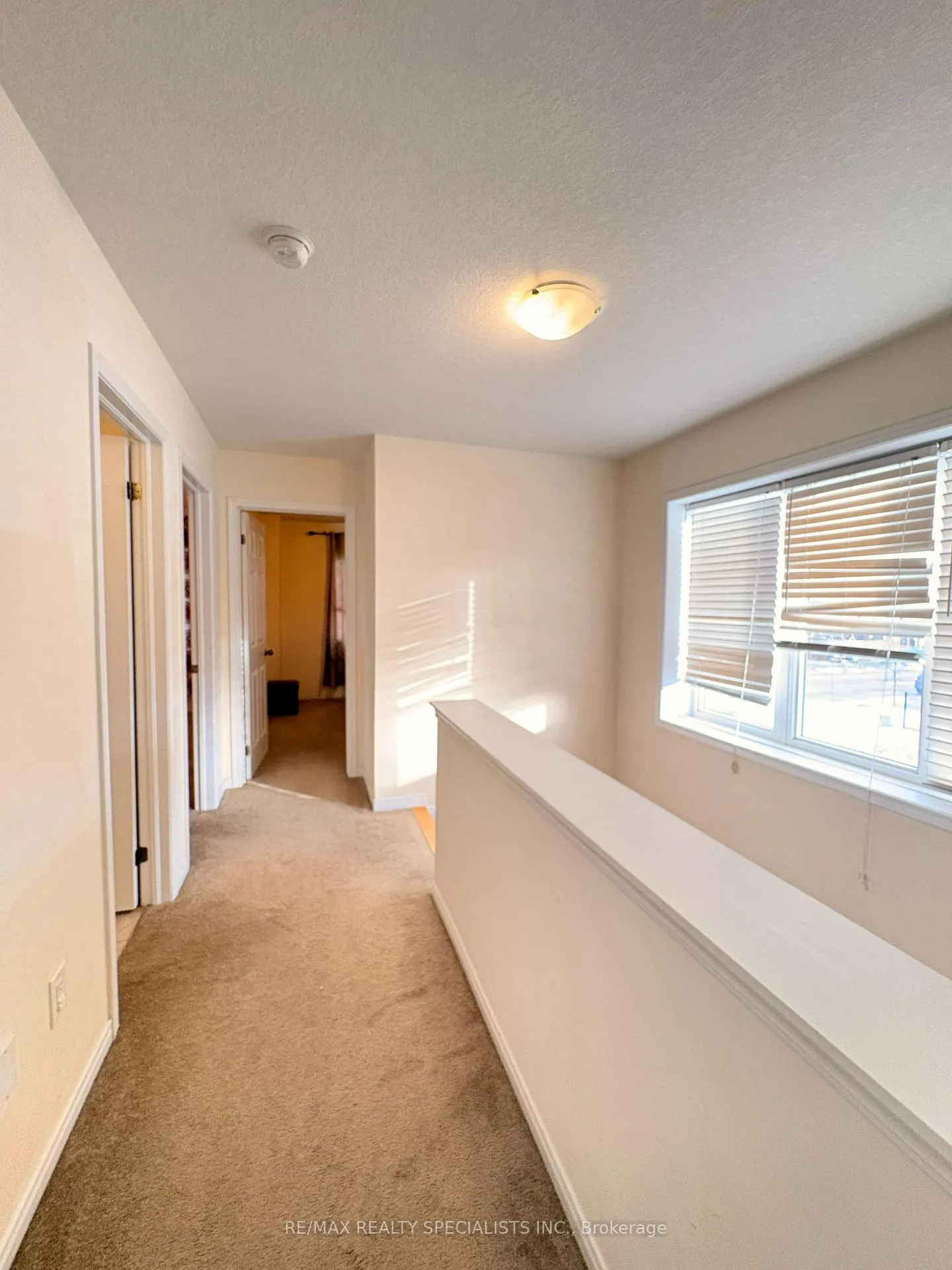Photo 26 of 8685 Dogwood Crescent, Niagara Falls, Brown — HOMEH