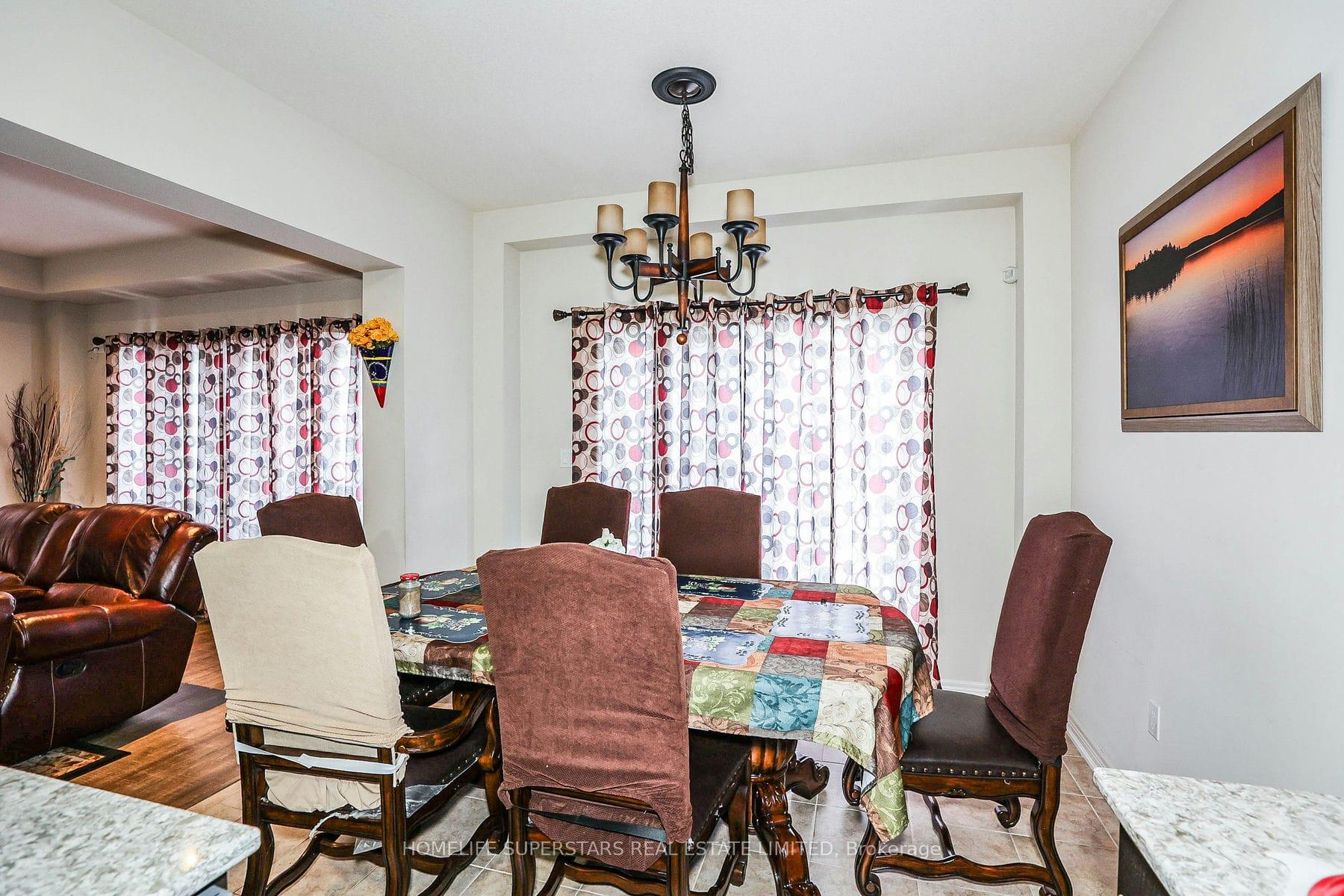 Photo 8 of 7753 Clendenning Street, Niagara Falls, Oldfield — HOMEH