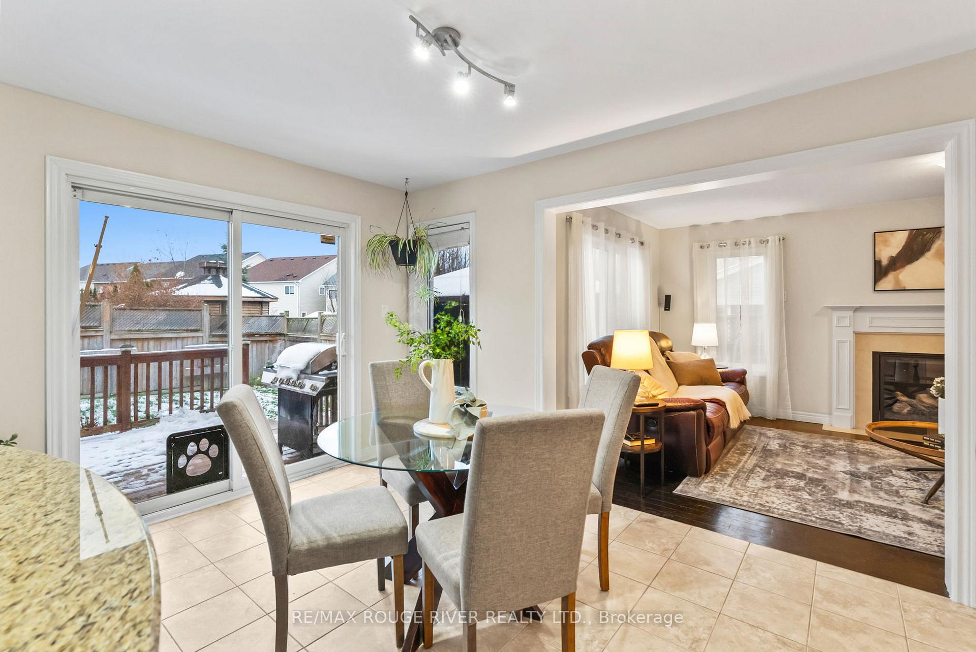 Photo 15 of 1268 Salmers Drive, Oshawa, Taunton — HOMEH