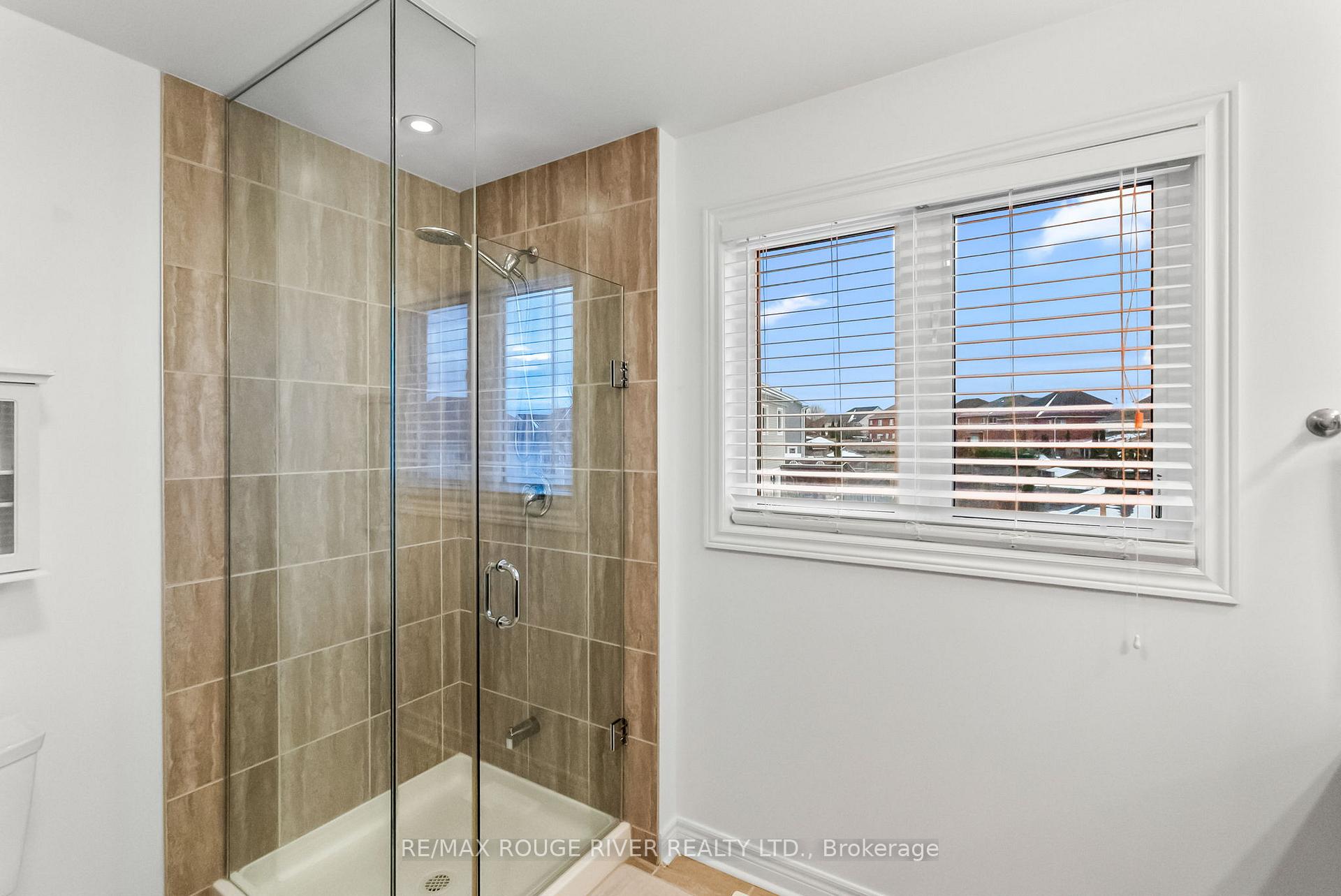 Photo 27 of 1268 Salmers Drive, Oshawa, Taunton — HOMEH