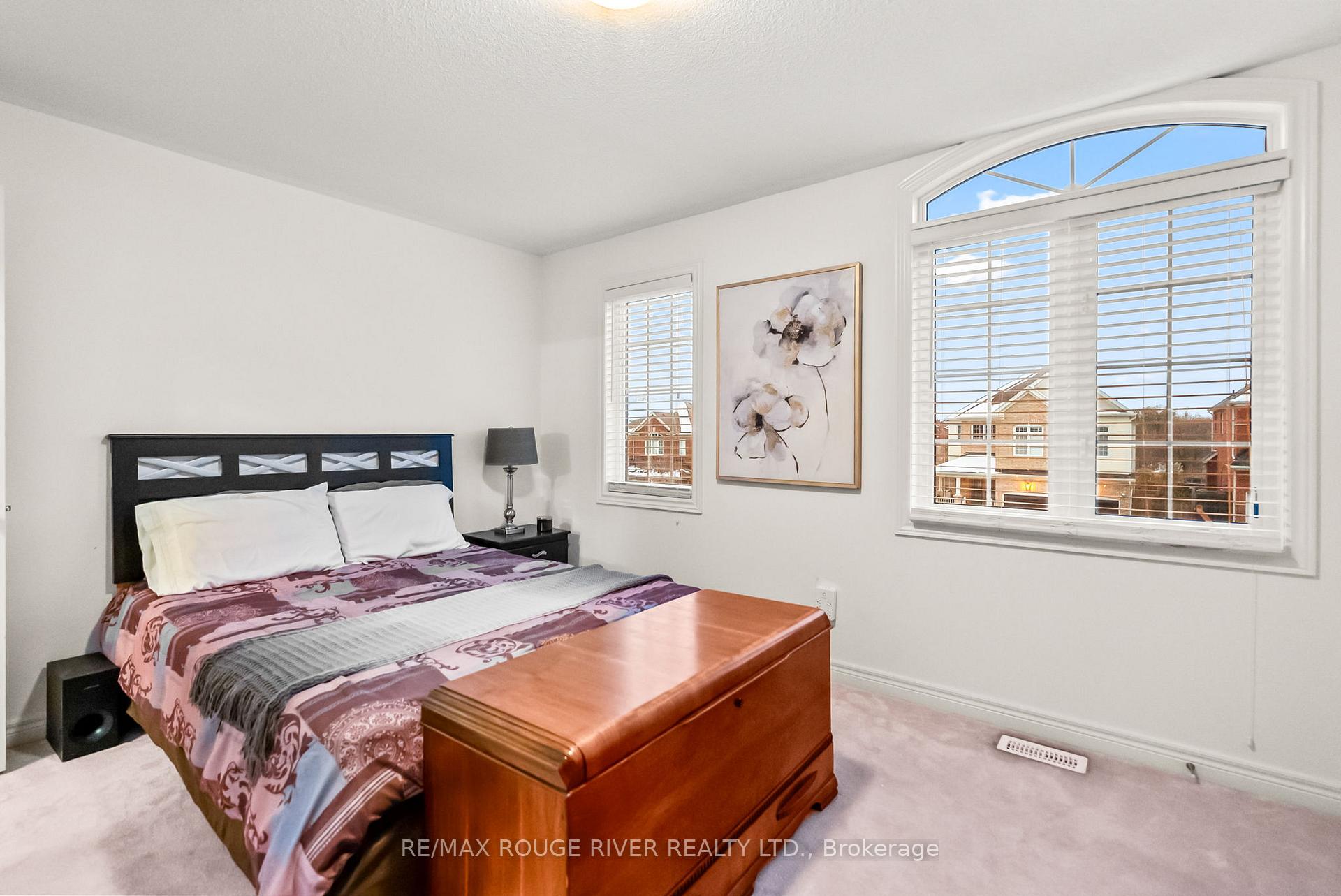 Photo 31 of 1268 Salmers Drive, Oshawa, Taunton — HOMEH