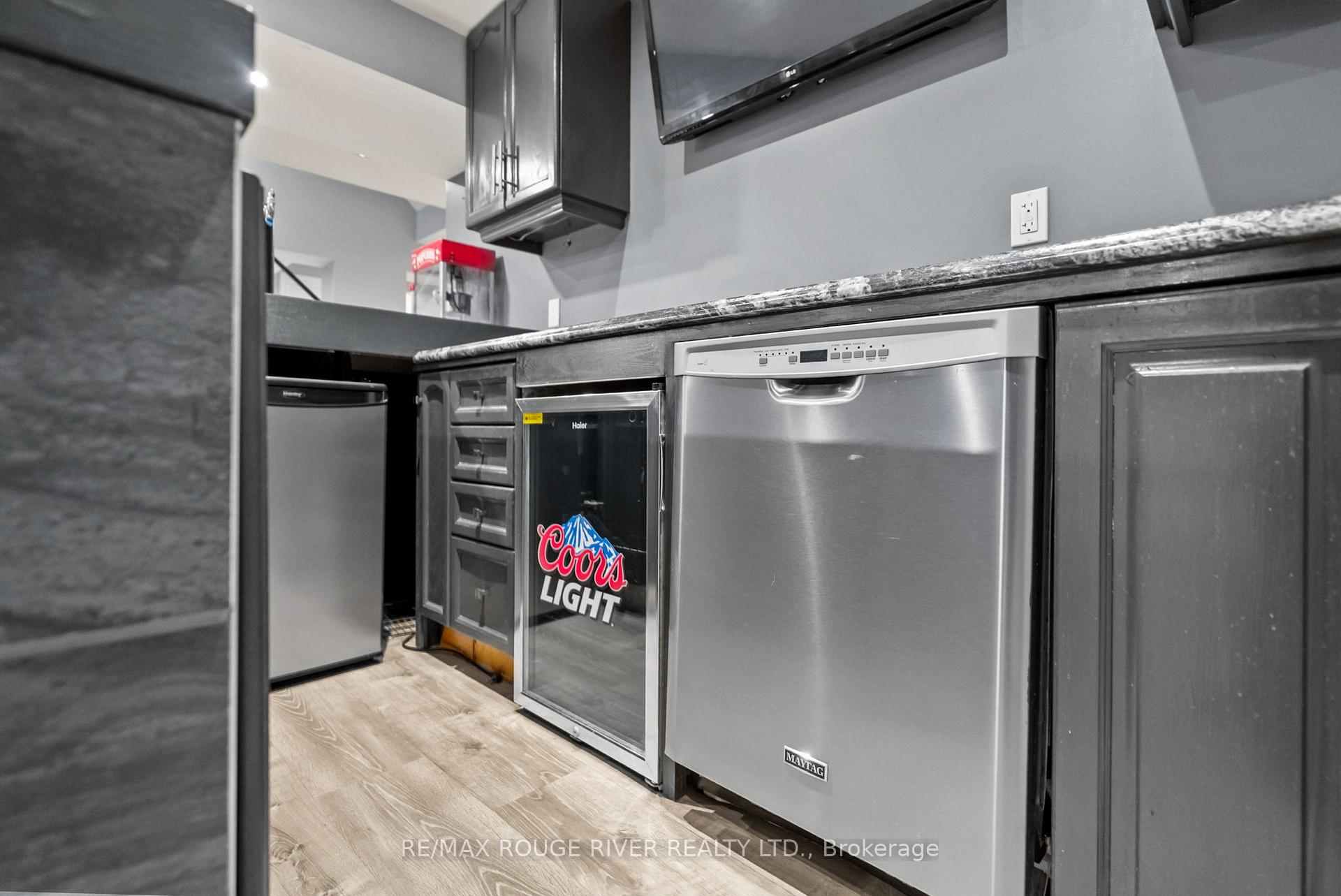 Photo 42 of 1268 Salmers Drive, Oshawa, Taunton — HOMEH