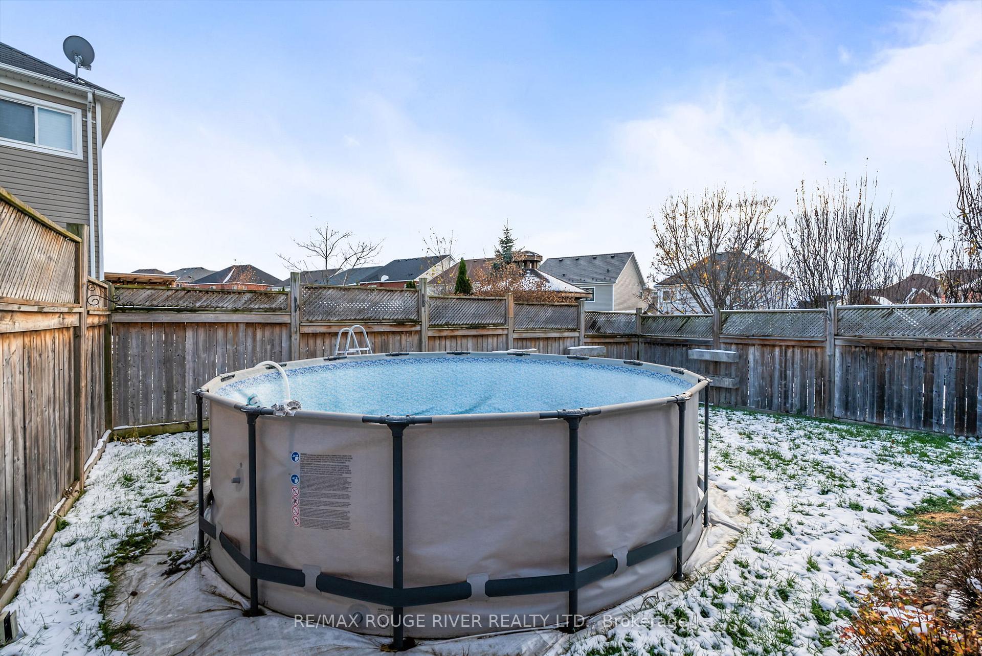 Photo 46 of 1268 Salmers Drive, Oshawa, Taunton — HOMEH