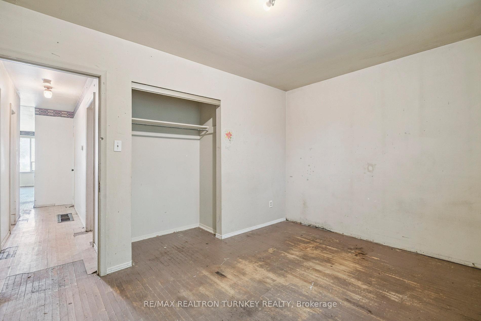 Photo 14 of 176 Cherrywood Drive, Newmarket, Bristol-London — HOMEH