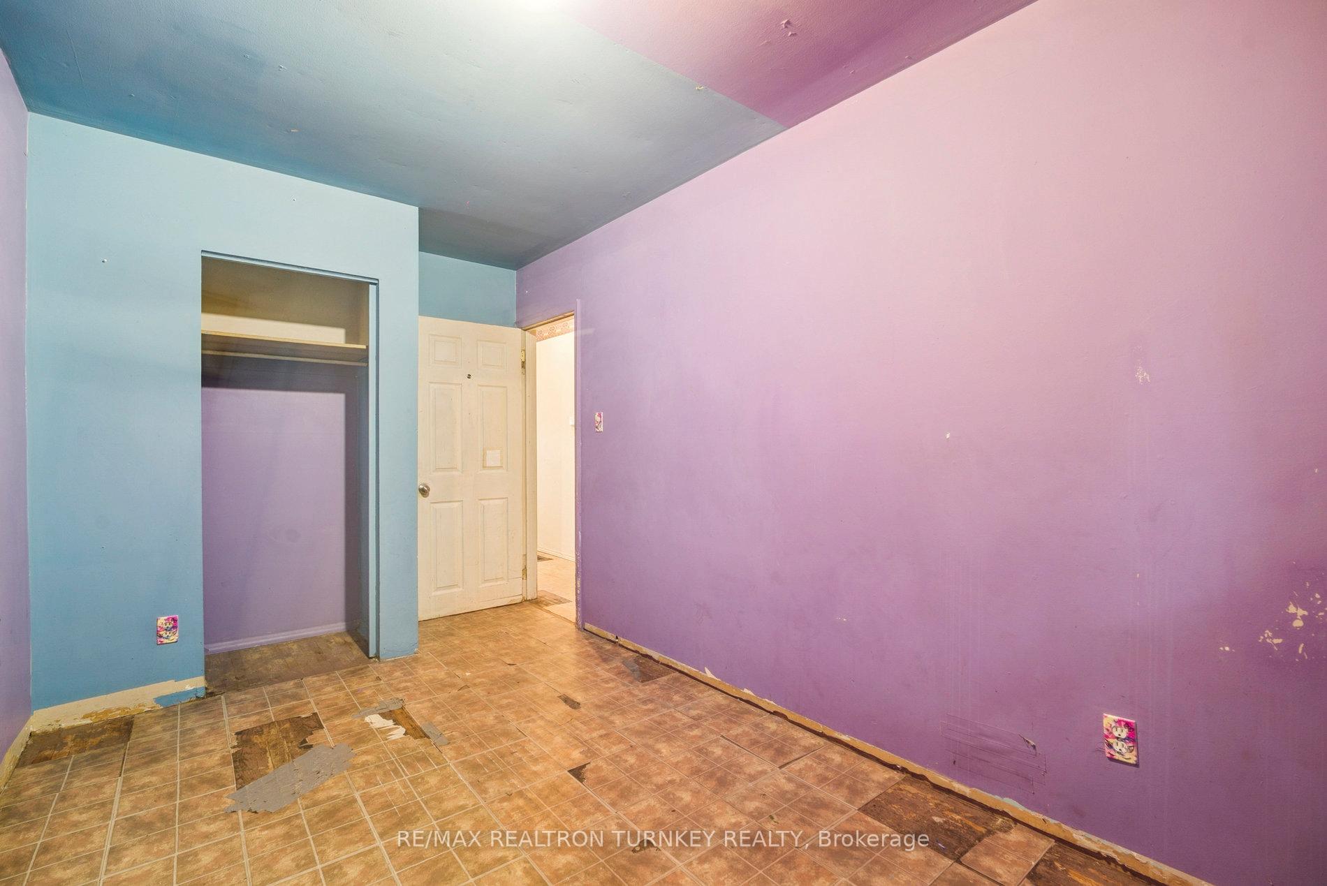 Photo 16 of 176 Cherrywood Drive, Newmarket, Bristol-London — HOMEH