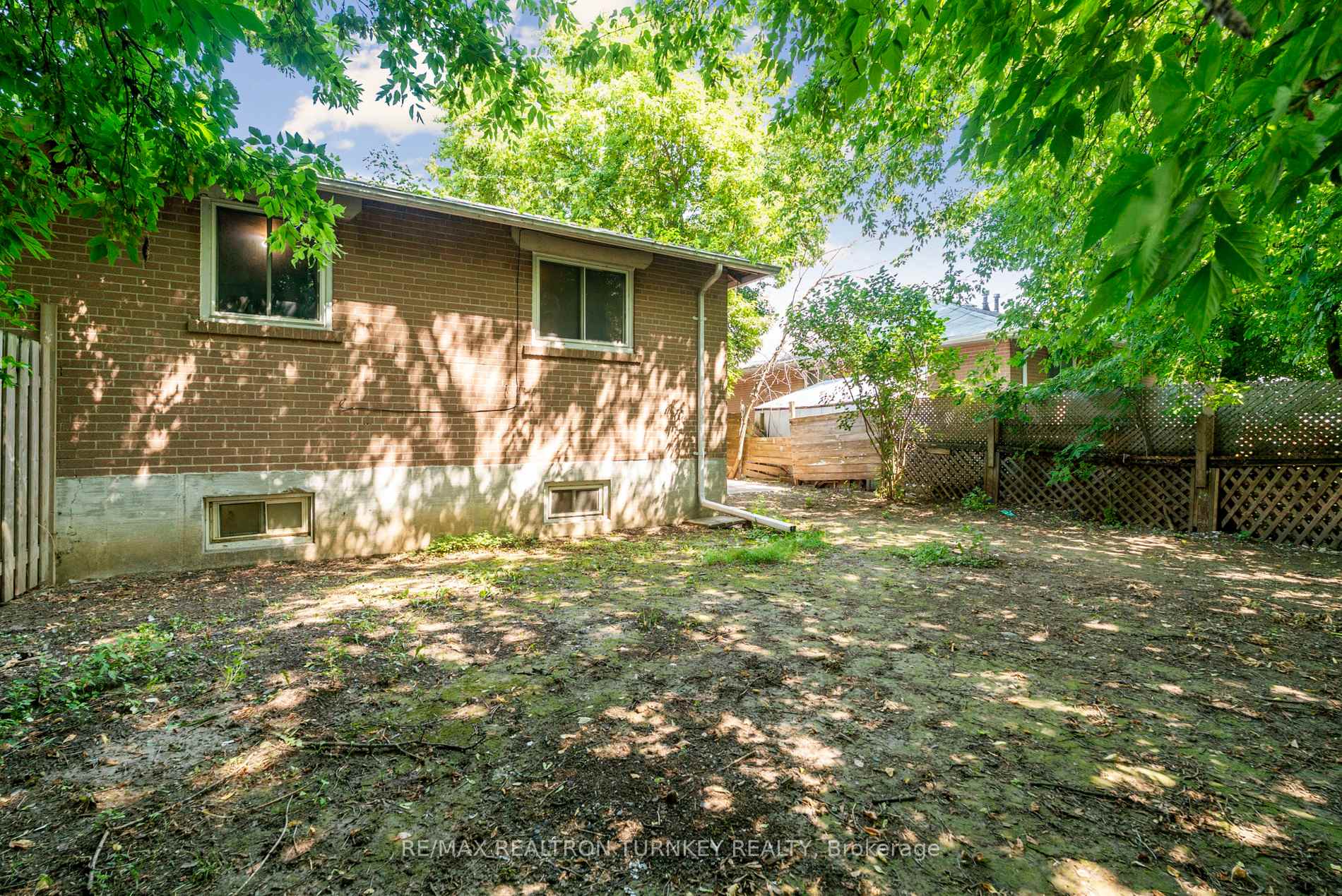 Photo 34 of 176 Cherrywood Drive, Newmarket, Bristol-London — HOMEH