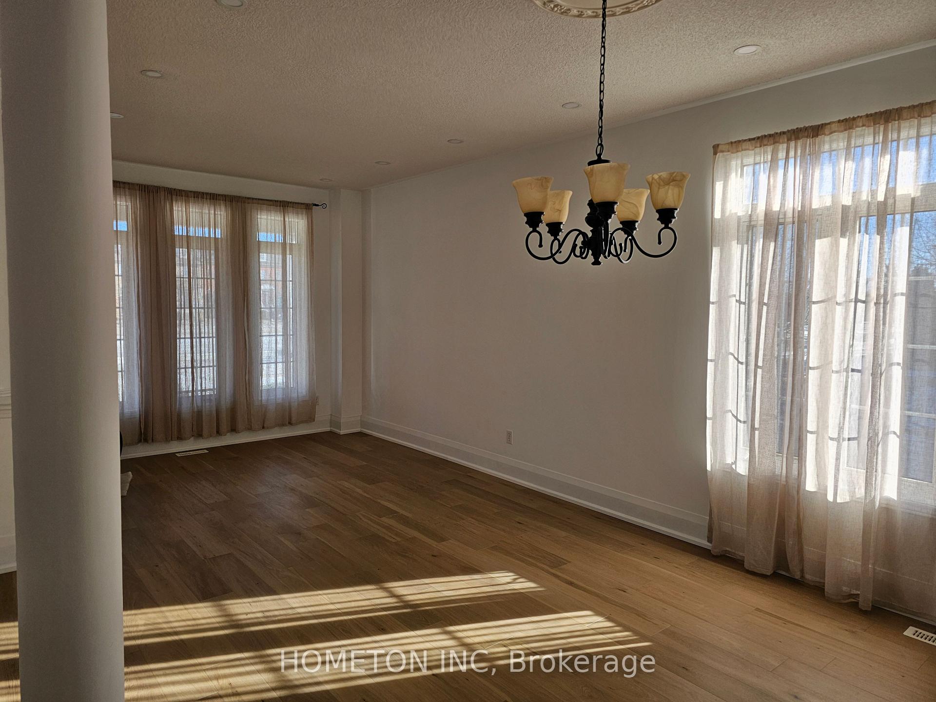 Photo 3 of 55 Chasser Drive, Markham, Greensborough — HOMEH