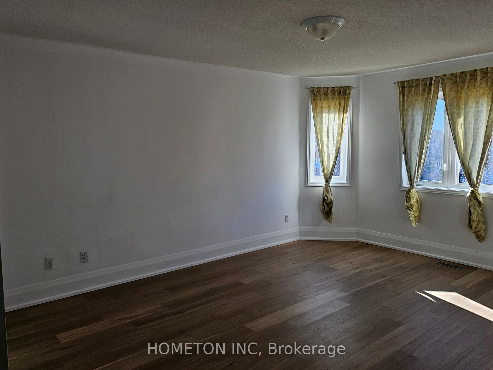 Photo 20 of 55 Chasser Drive, Markham, Greensborough — HOMEH