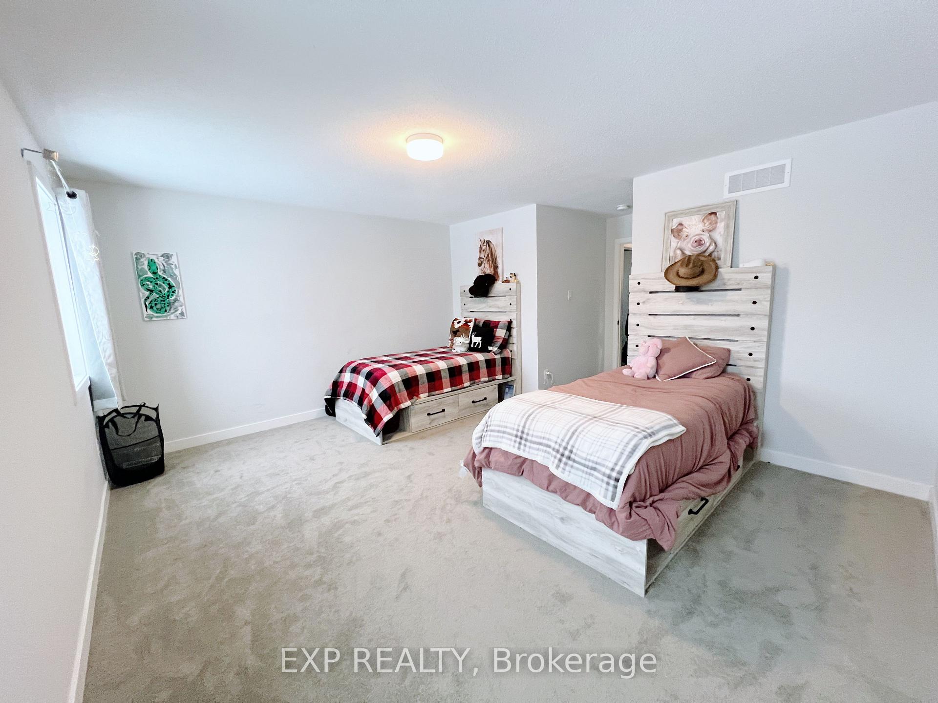 Photo 9 of 2179 Winsome Terrace, Ottawa, Fallingbrook/Gardenway South — HOMEH