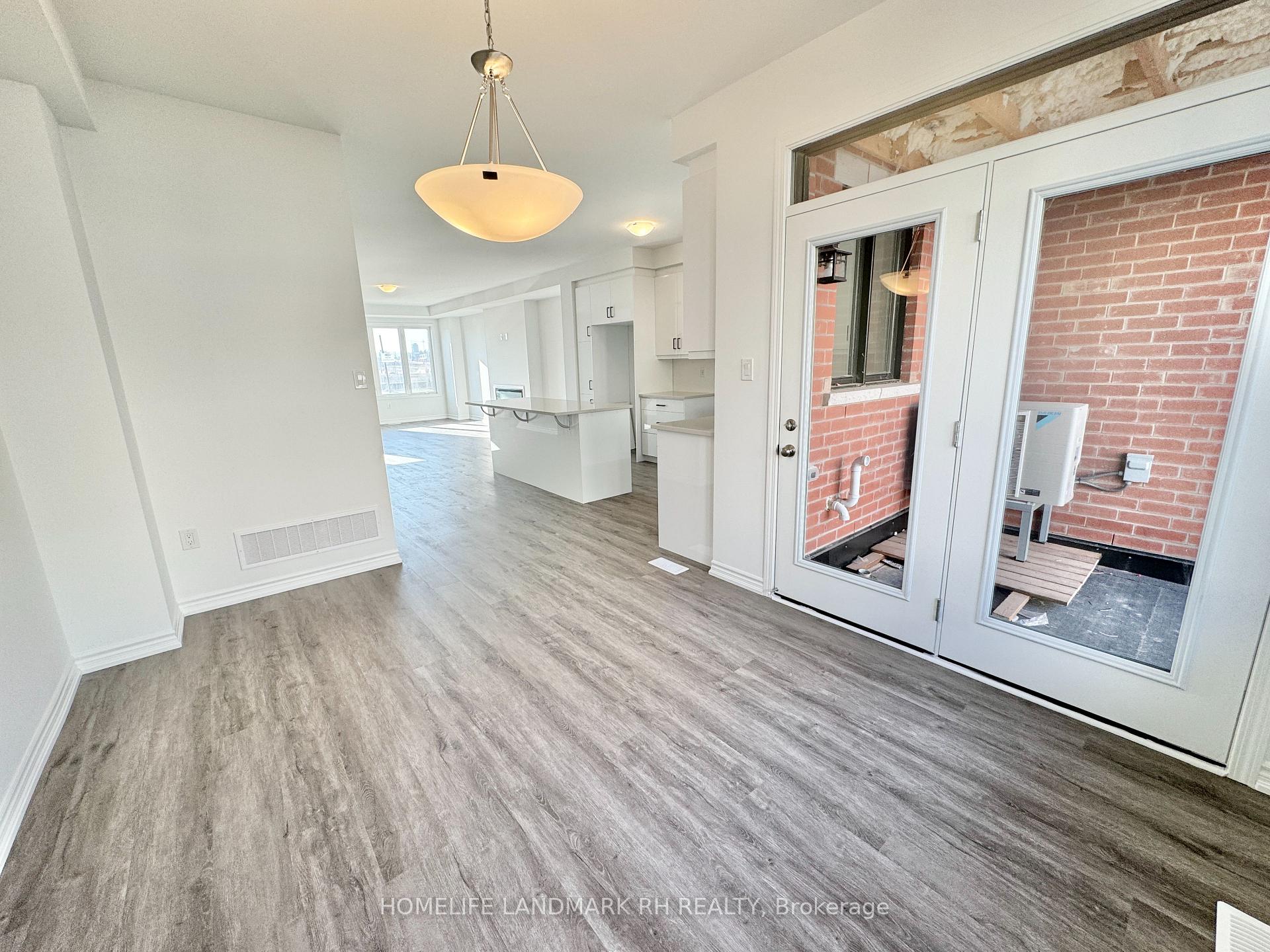Photo 10 of 3125 Duggan Trail, Oakville, Joshua Meadows — HOMEH