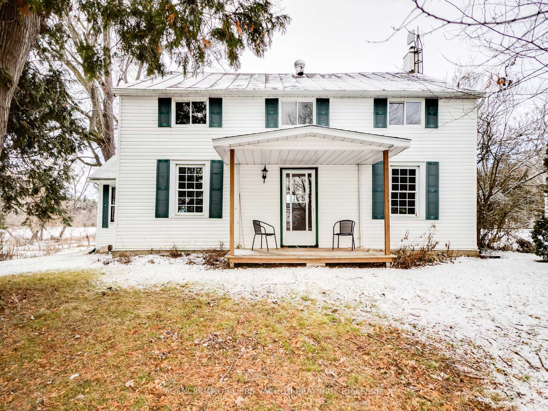 Front of 21187 Concession 3 Road