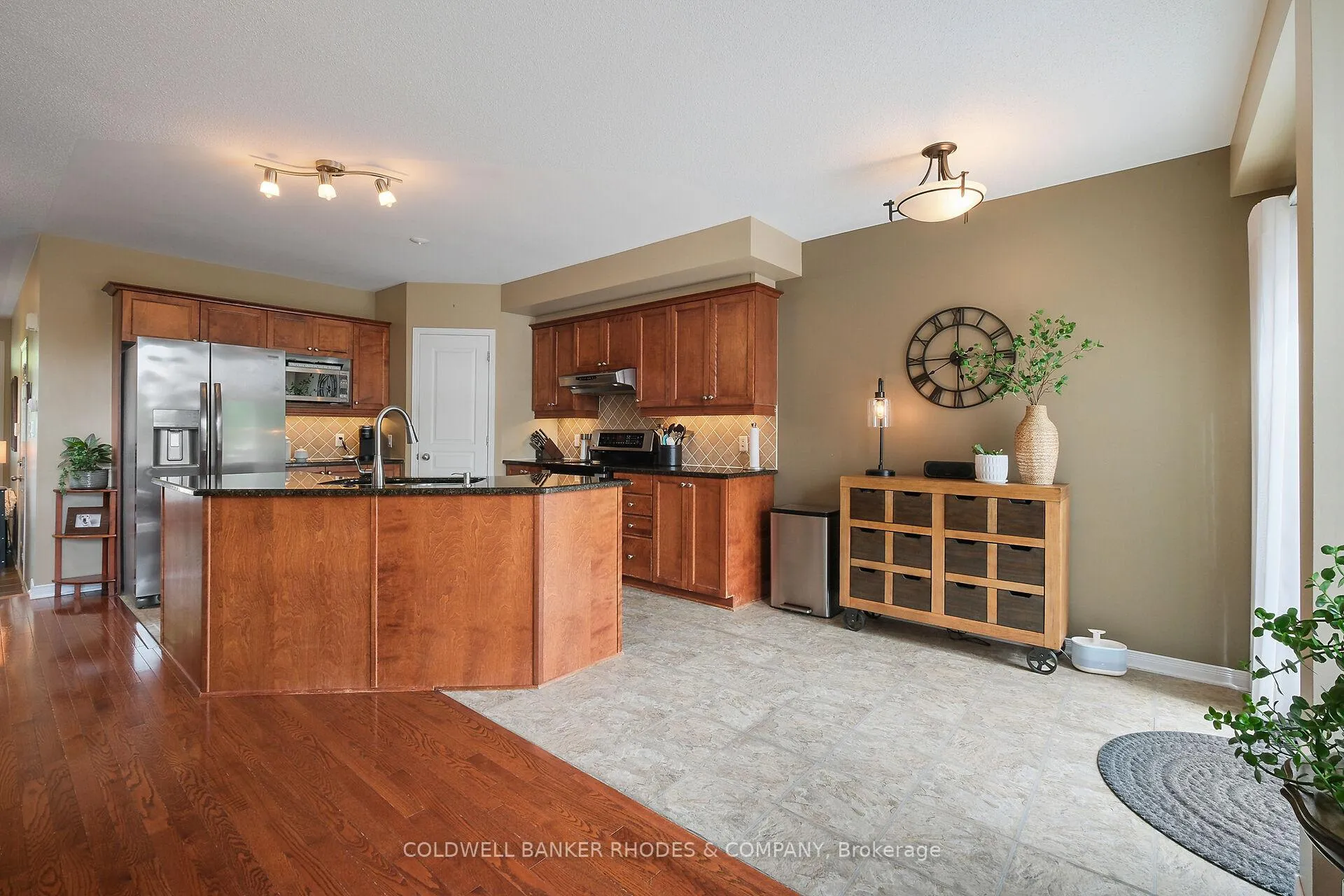 Photo 12 of 175 Destiny Private, Ottawa, Fallingbrook/Gardenway South — HOMEH
