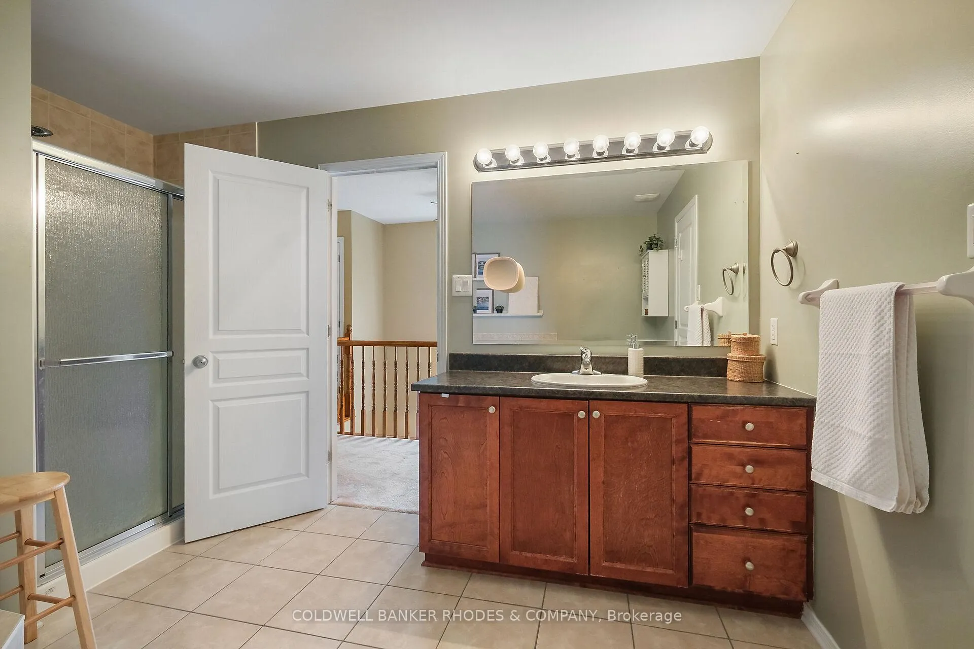 Photo 31 of 175 Destiny Private, Ottawa, Fallingbrook/Gardenway South — HOMEH