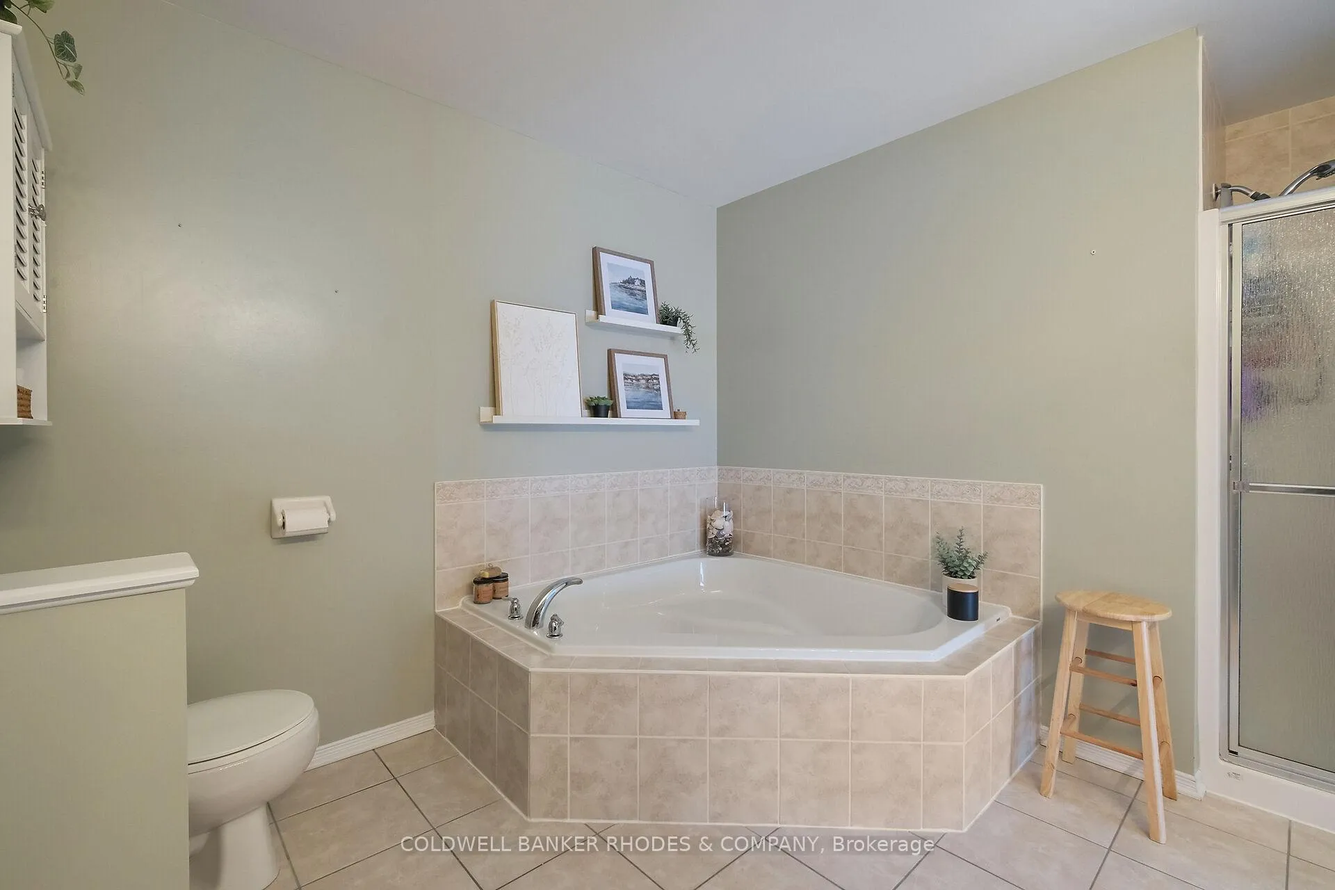 Photo 32 of 175 Destiny Private, Ottawa, Fallingbrook/Gardenway South — HOMEH