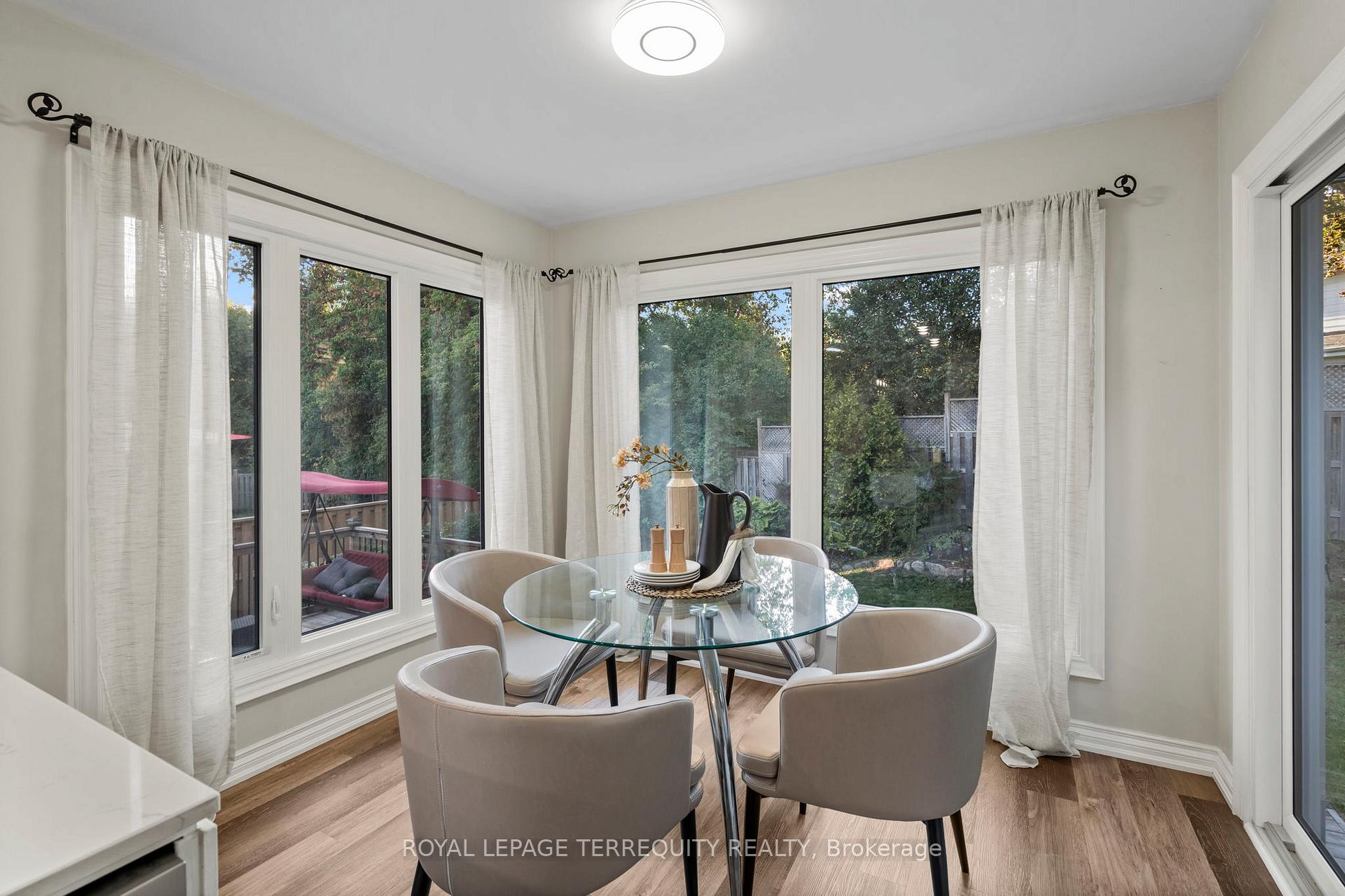 Photo 14 of 708 Aruba Crescent, Oshawa, Northglen — HOMEH