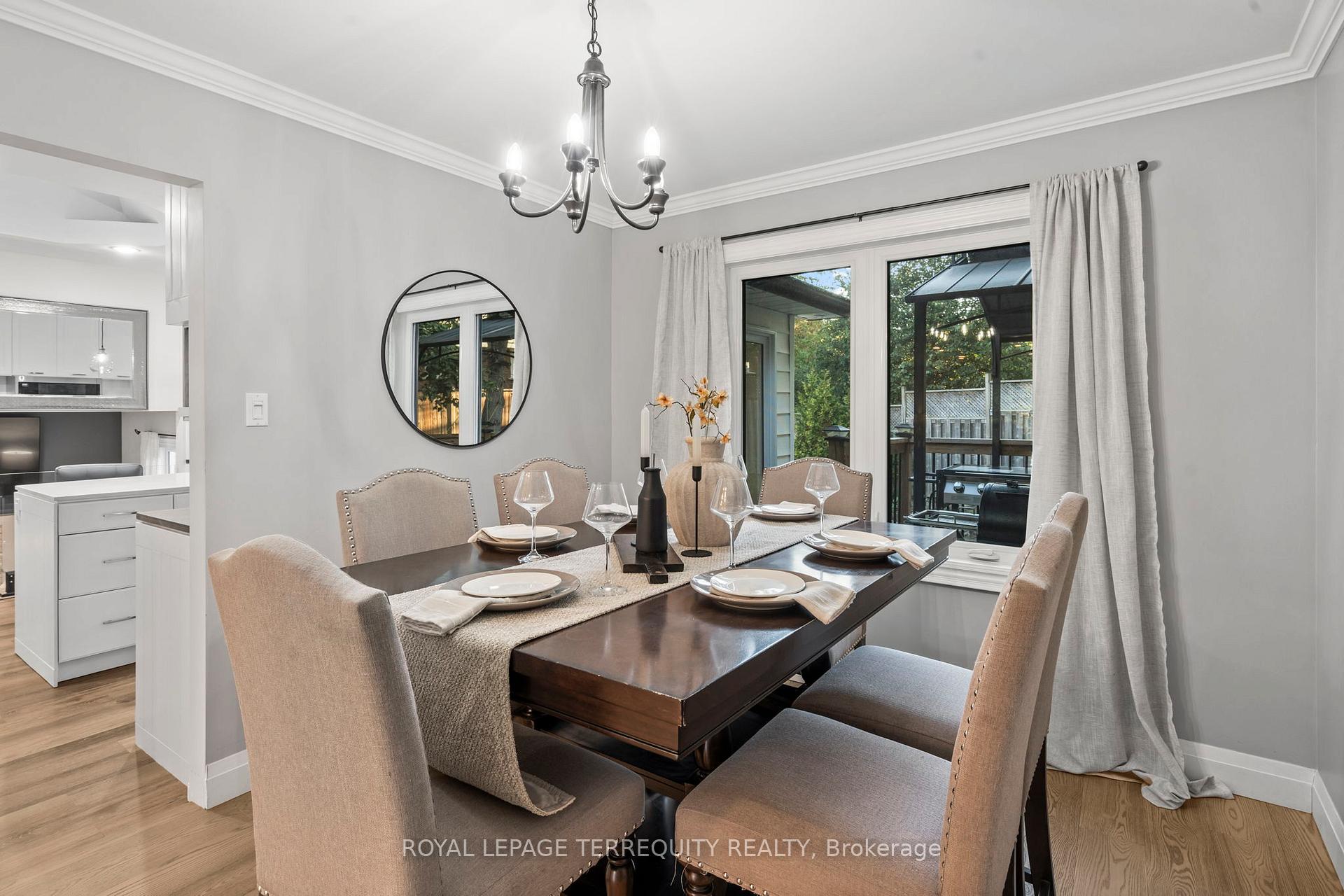 Photo 18 of 708 Aruba Crescent, Oshawa, Northglen — HOMEH