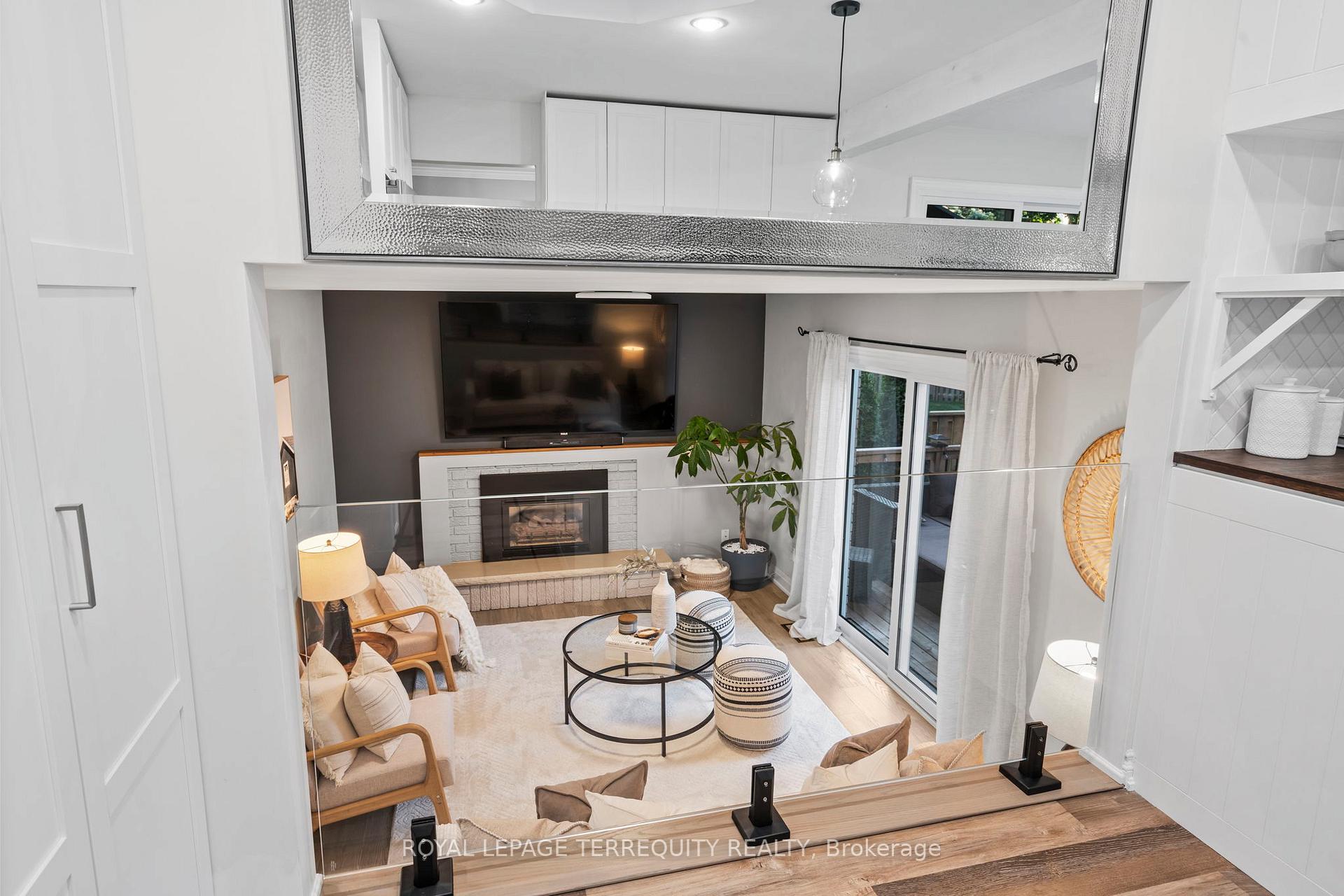 Photo 24 of 708 Aruba Crescent, Oshawa, Northglen — HOMEH