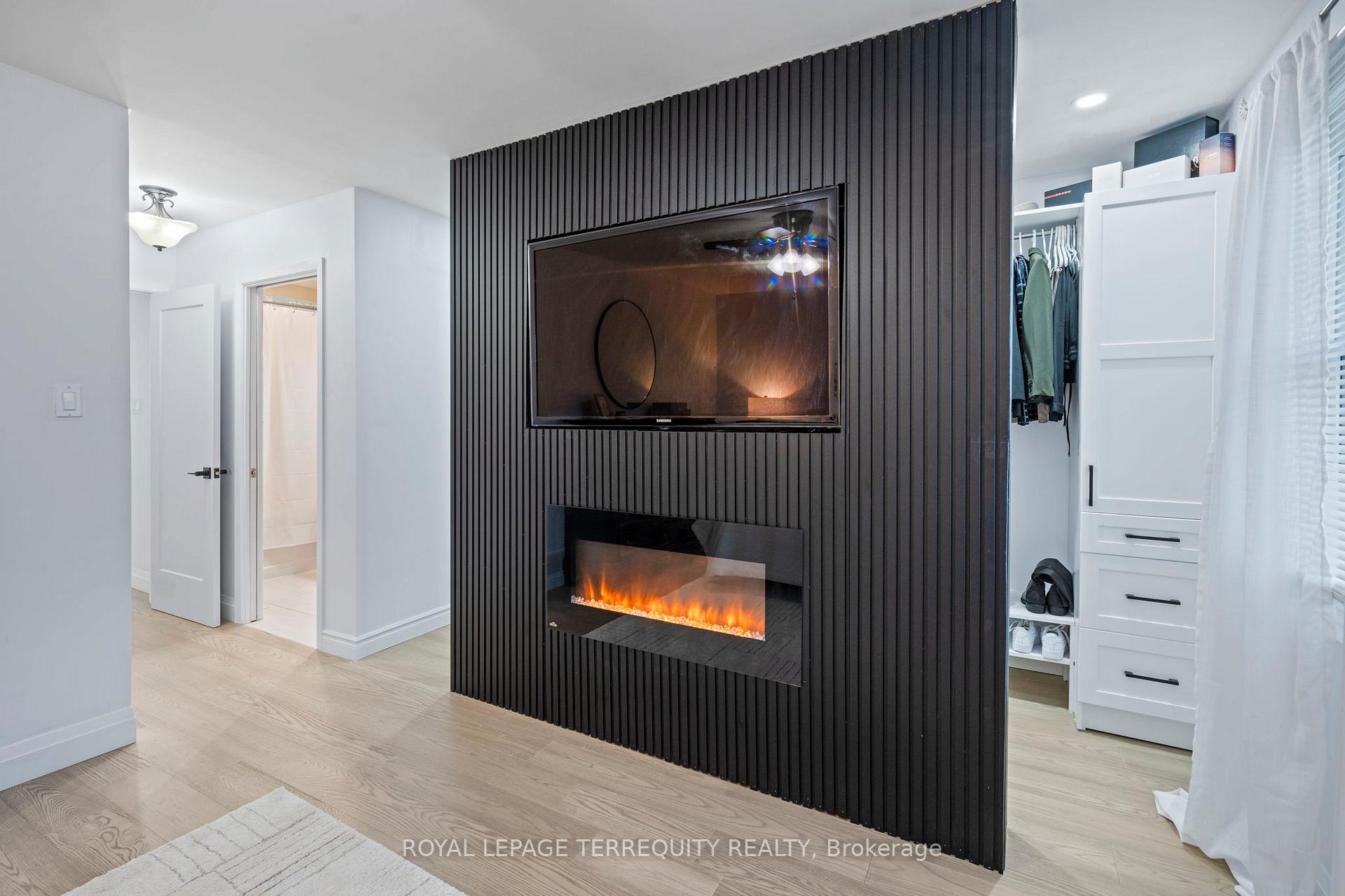 Photo 28 of 708 Aruba Crescent, Oshawa, Northglen — HOMEH