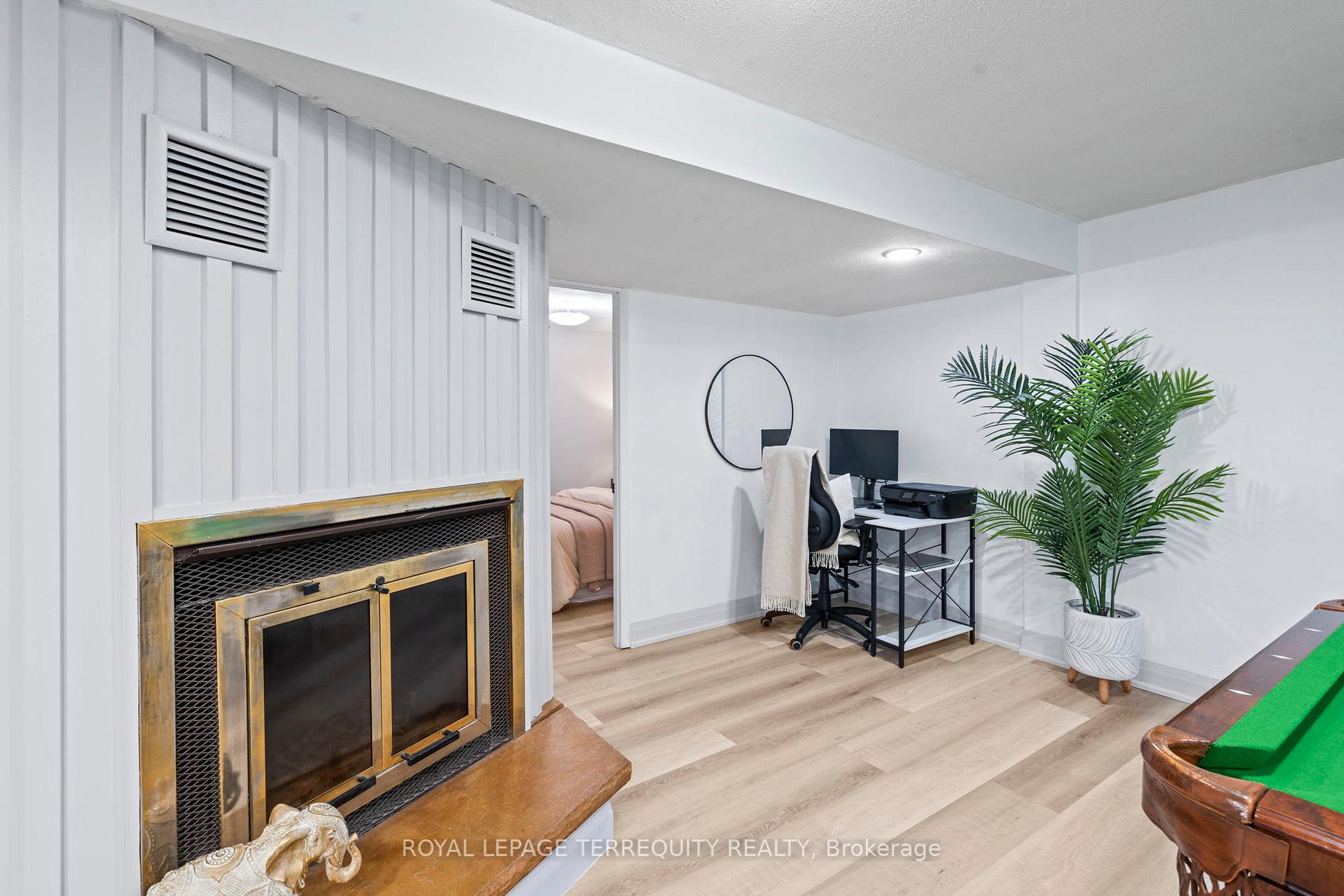 Photo 41 of 708 Aruba Crescent, Oshawa, Northglen — HOMEH