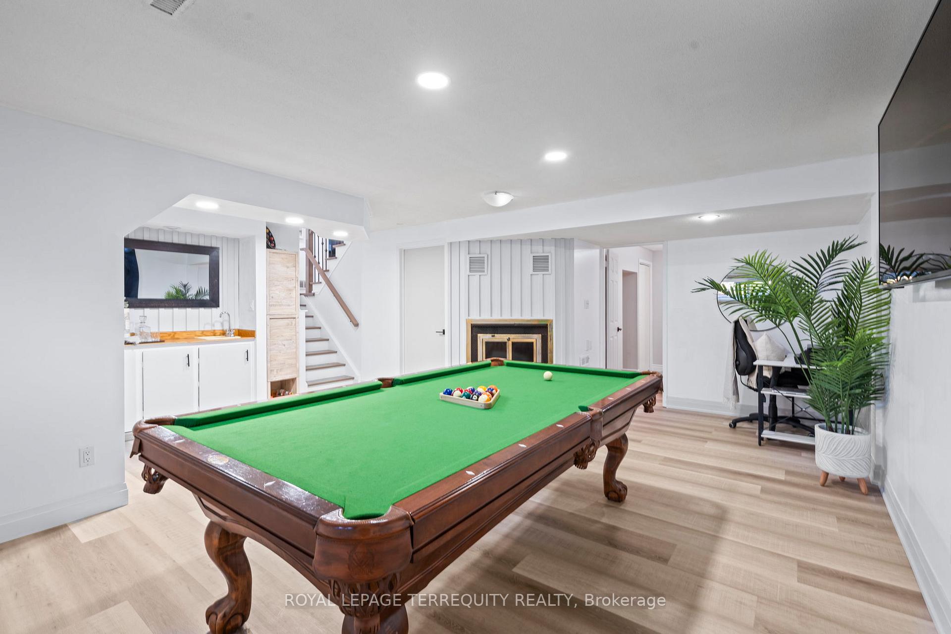 Photo 43 of 708 Aruba Crescent, Oshawa, Northglen — HOMEH