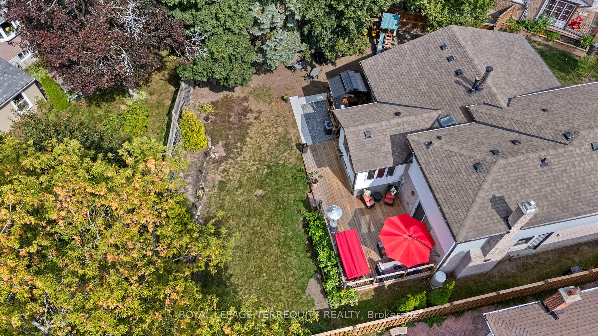 Photo 49 of 708 Aruba Crescent, Oshawa, Northglen — HOMEH