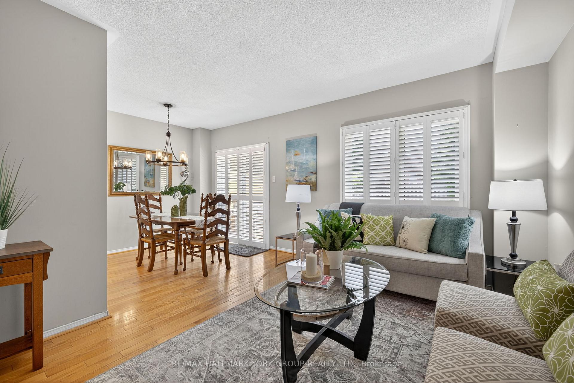 Photo 8 of 384 Rushbrook Drive, Newmarket, Summerhill Estates — HOMEH