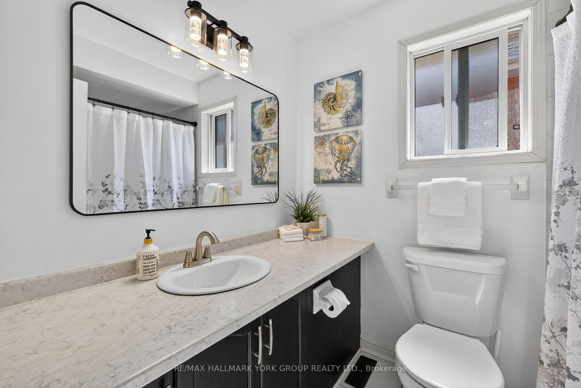 Photo 30 of 384 Rushbrook Drive, Newmarket, Summerhill Estates — HOMEH