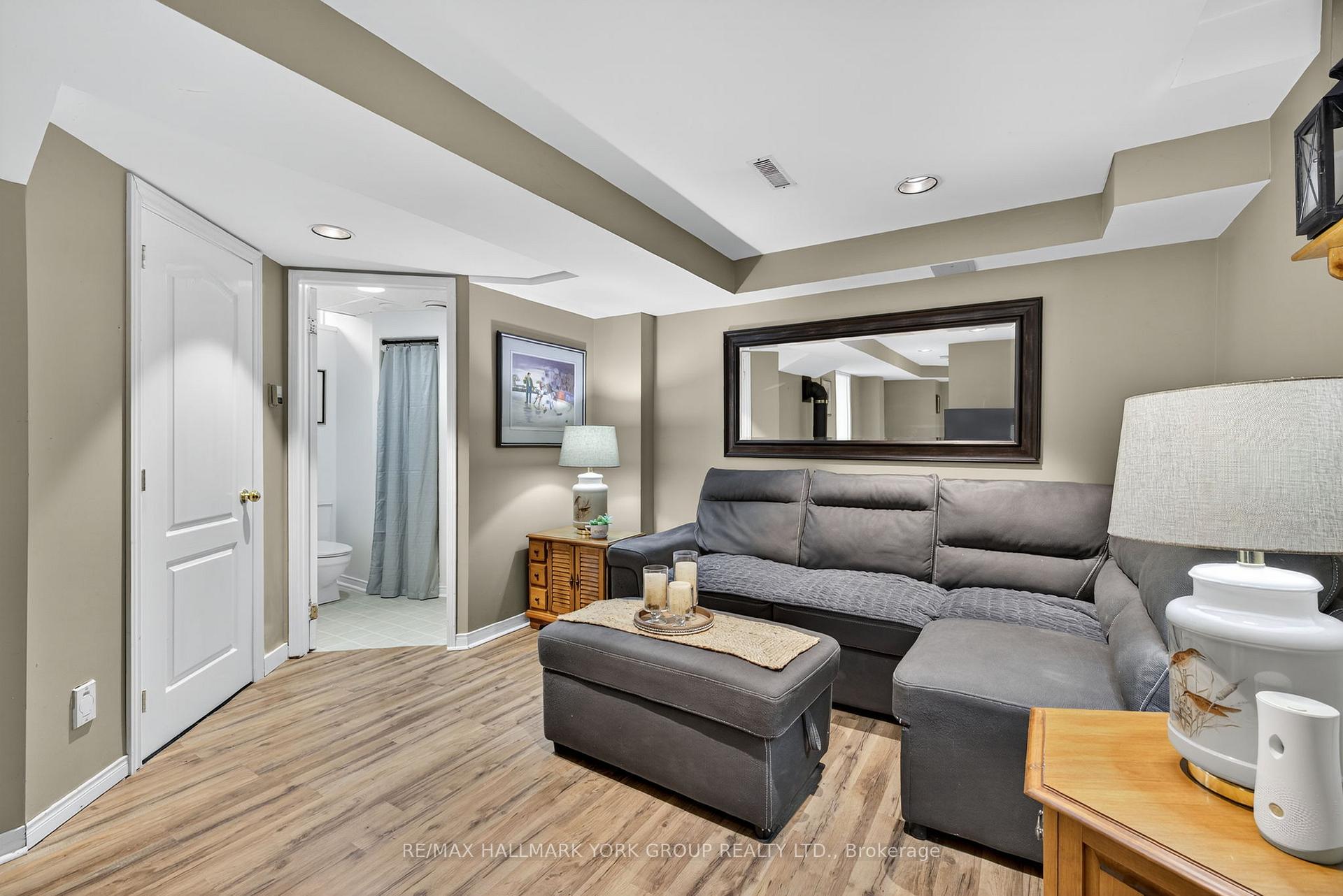 Photo 32 of 384 Rushbrook Drive, Newmarket, Summerhill Estates — HOMEH