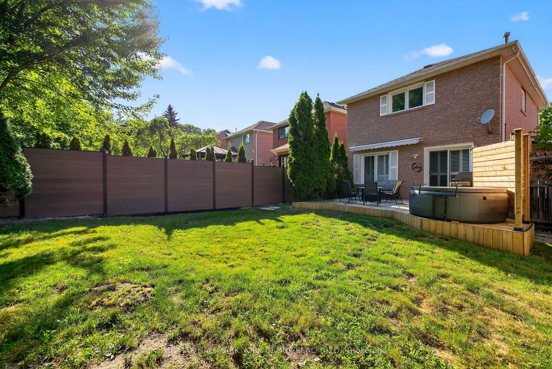 Photo 40 of 384 Rushbrook Drive, Newmarket, Summerhill Estates — HOMEH