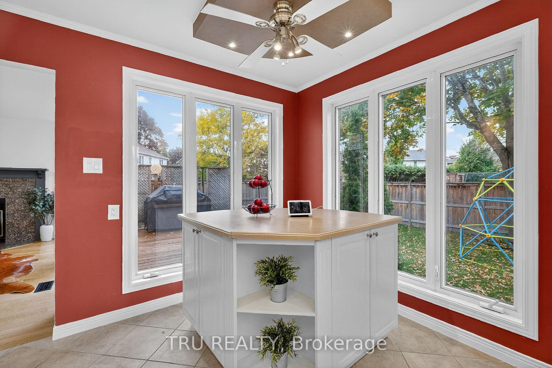 Photo 13 of 1518 Kamouraska Circle, Ottawa, Chateauneuf — HOMEH