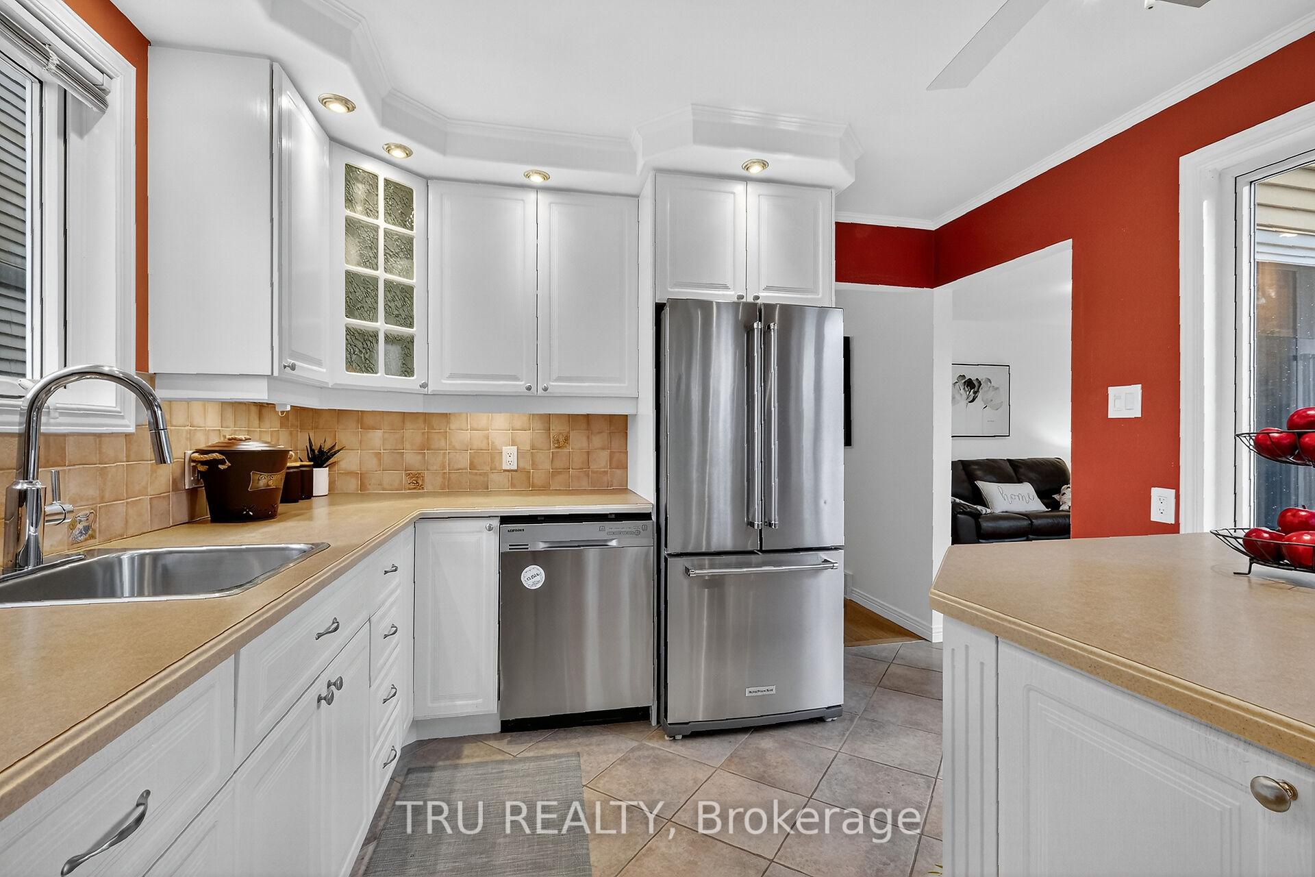 Photo 16 of 1518 Kamouraska Circle, Ottawa, Chateauneuf — HOMEH