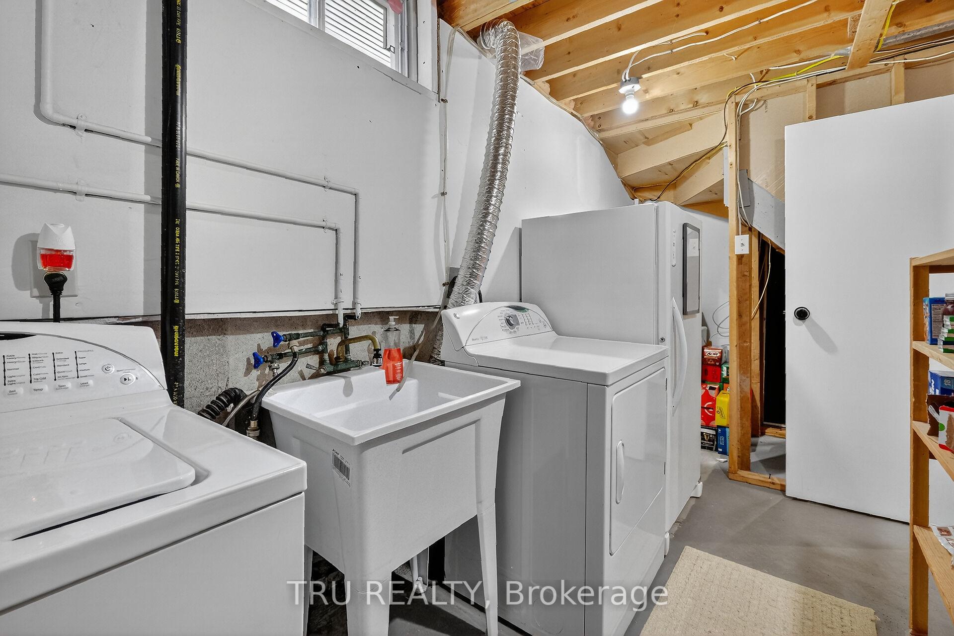 Photo 34 of 1518 Kamouraska Circle, Ottawa, Chateauneuf — HOMEH