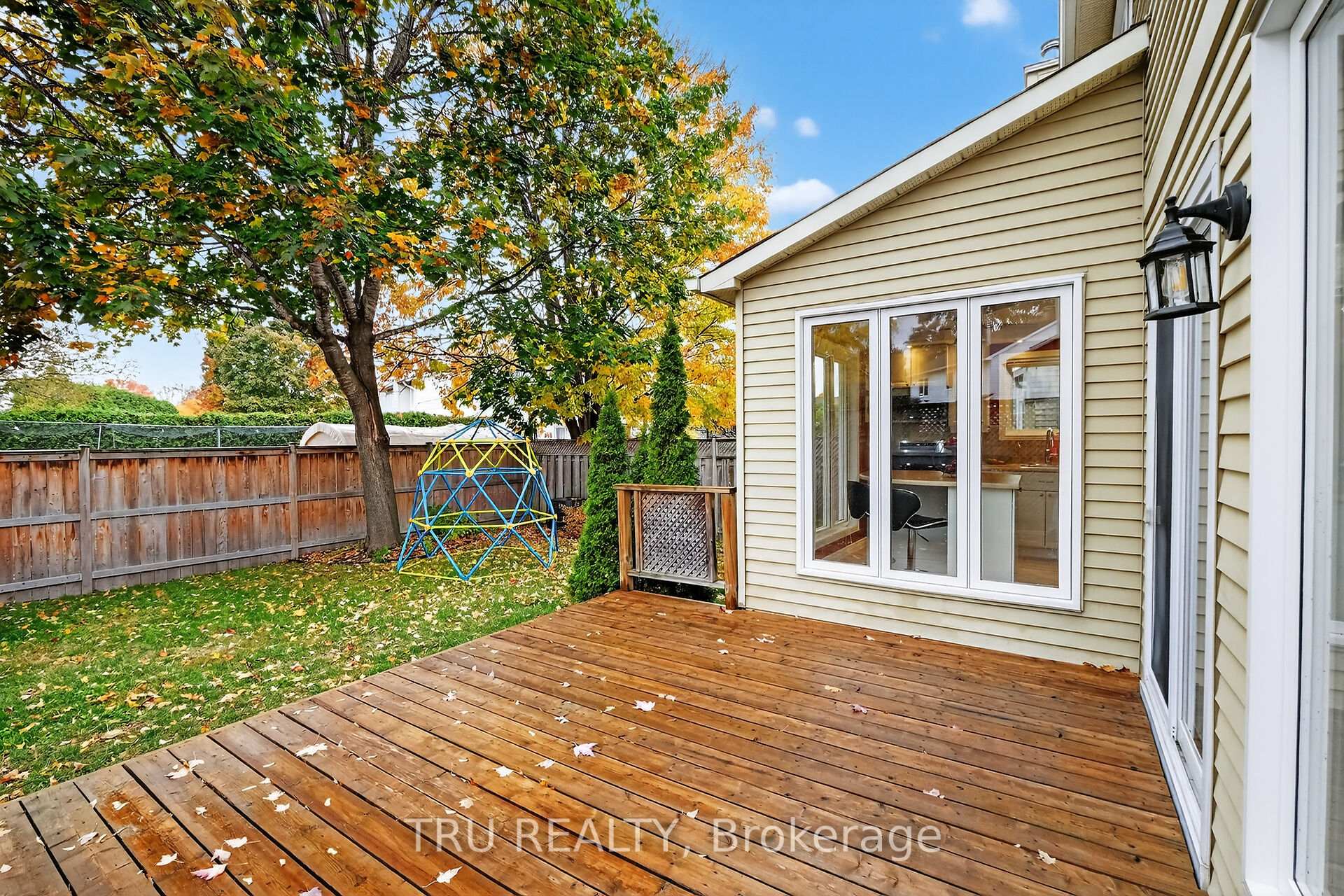 Photo 37 of 1518 Kamouraska Circle, Ottawa, Chateauneuf — HOMEH