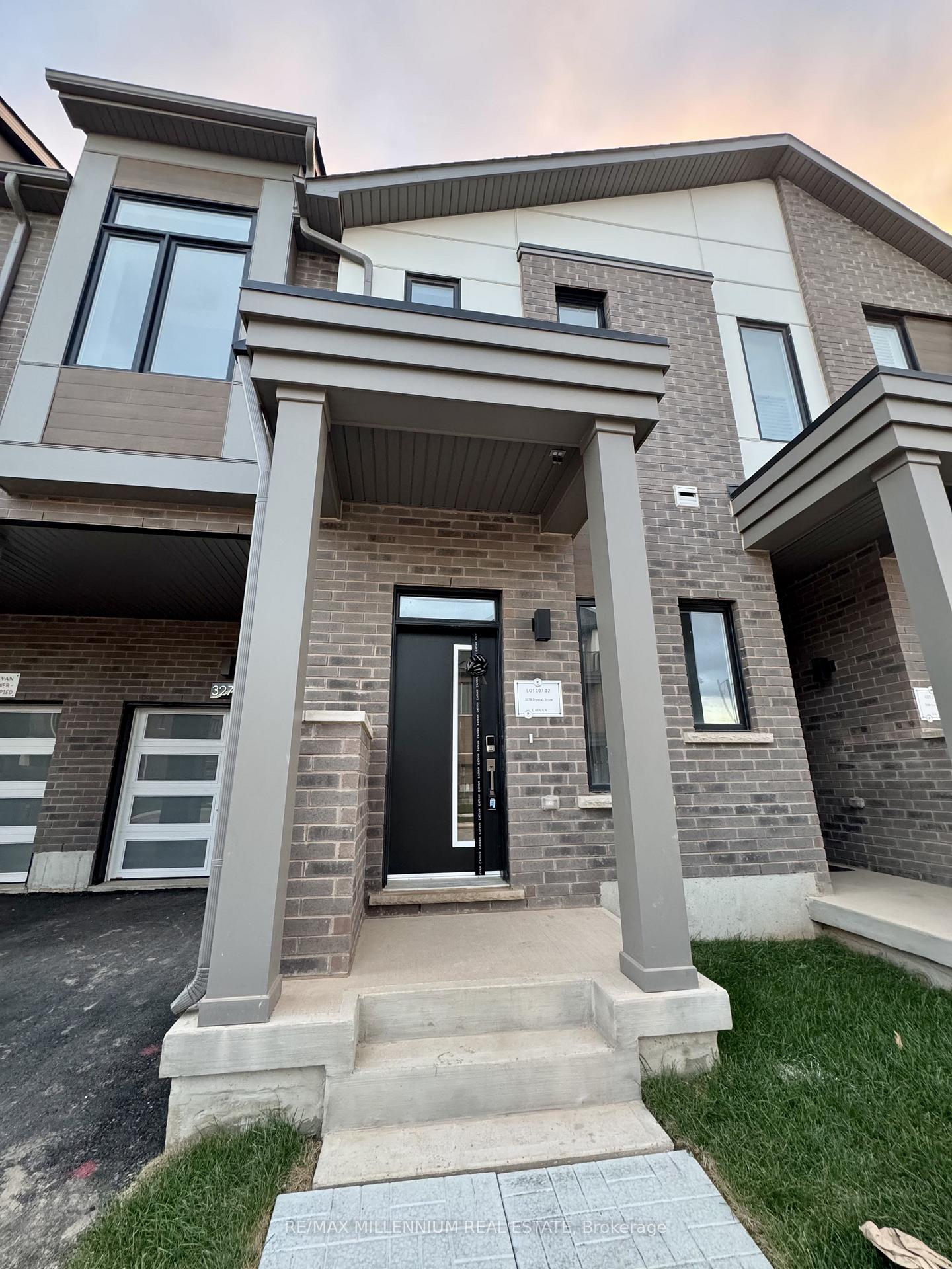 Photo 2 of 3278 Crystal Drive, Oakville, Glenorchy — HOMEH