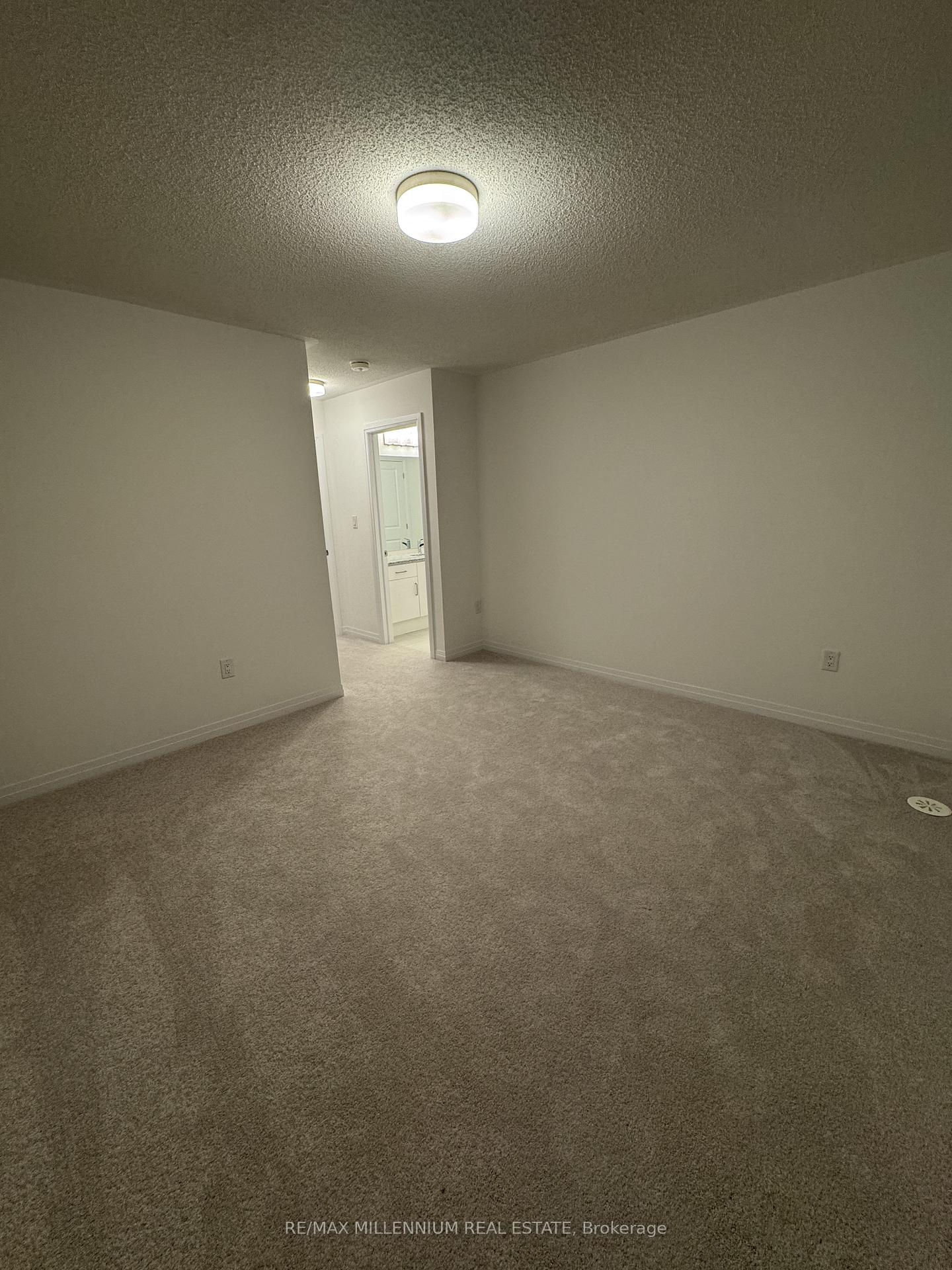 Photo 35 of 3278 Crystal Drive, Oakville, Glenorchy — HOMEH
