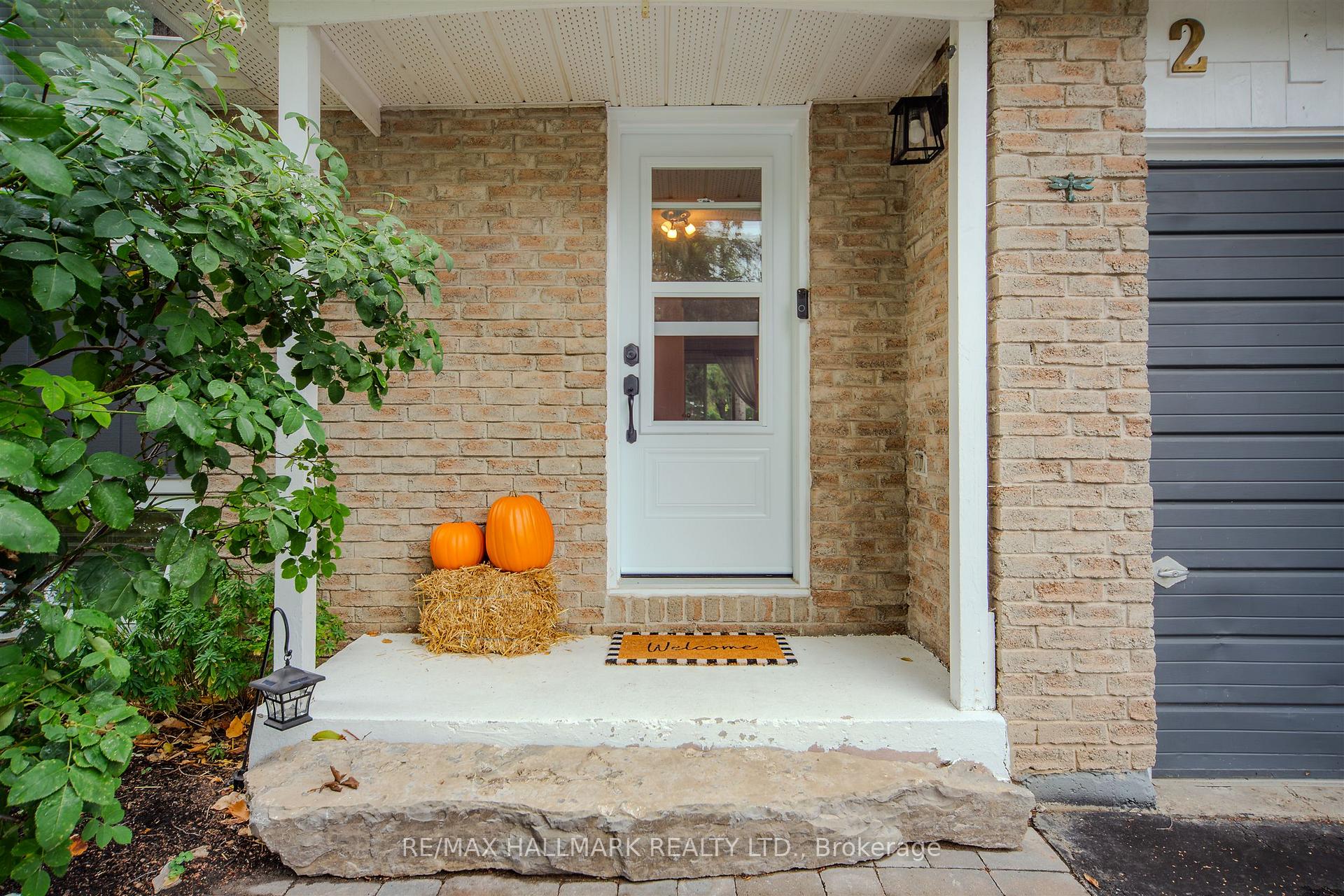 Photo 4 of 2 Bryan Court, New Tecumseth, Tottenham — HOMEH