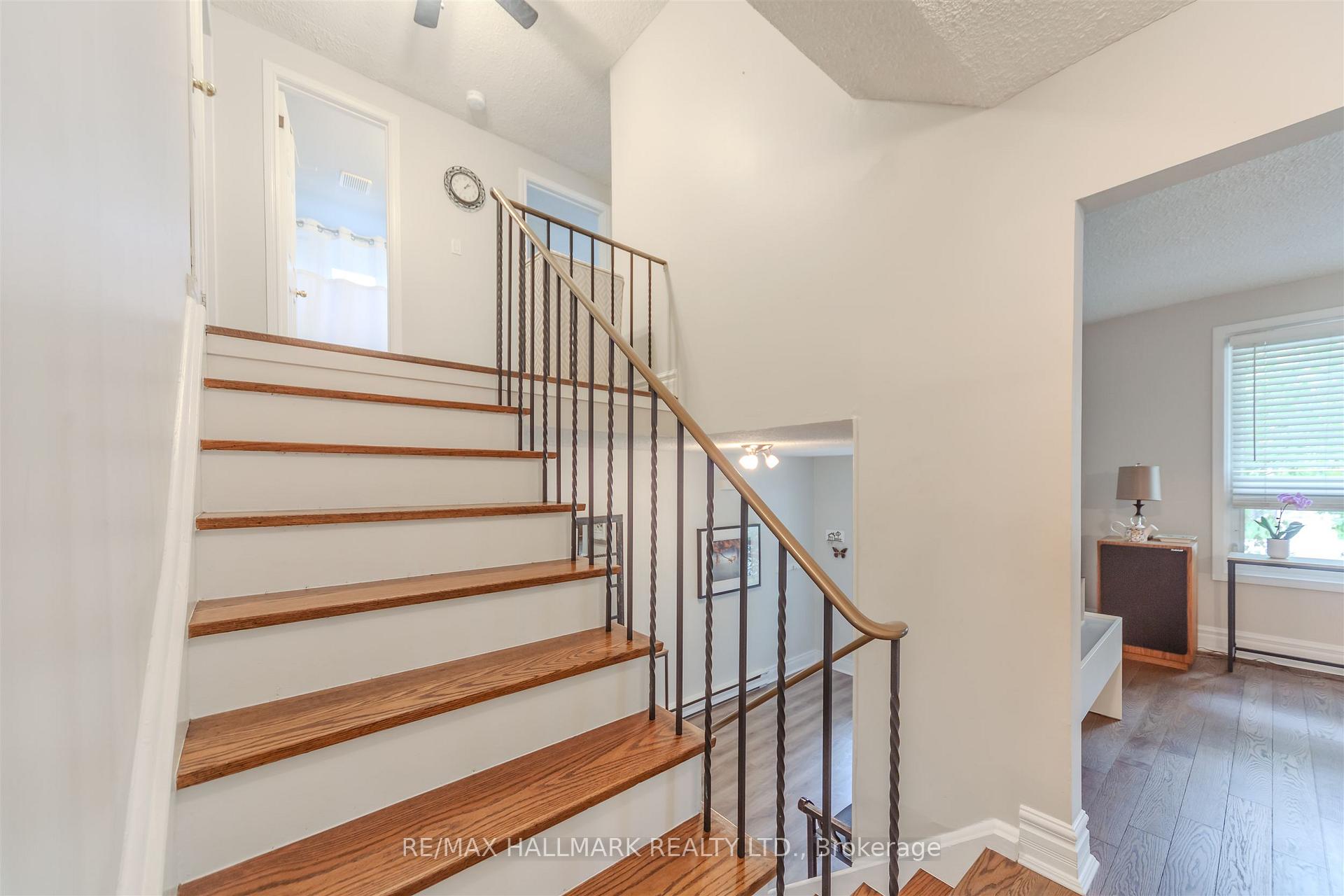 Photo 8 of 2 Bryan Court, New Tecumseth, Tottenham — HOMEH