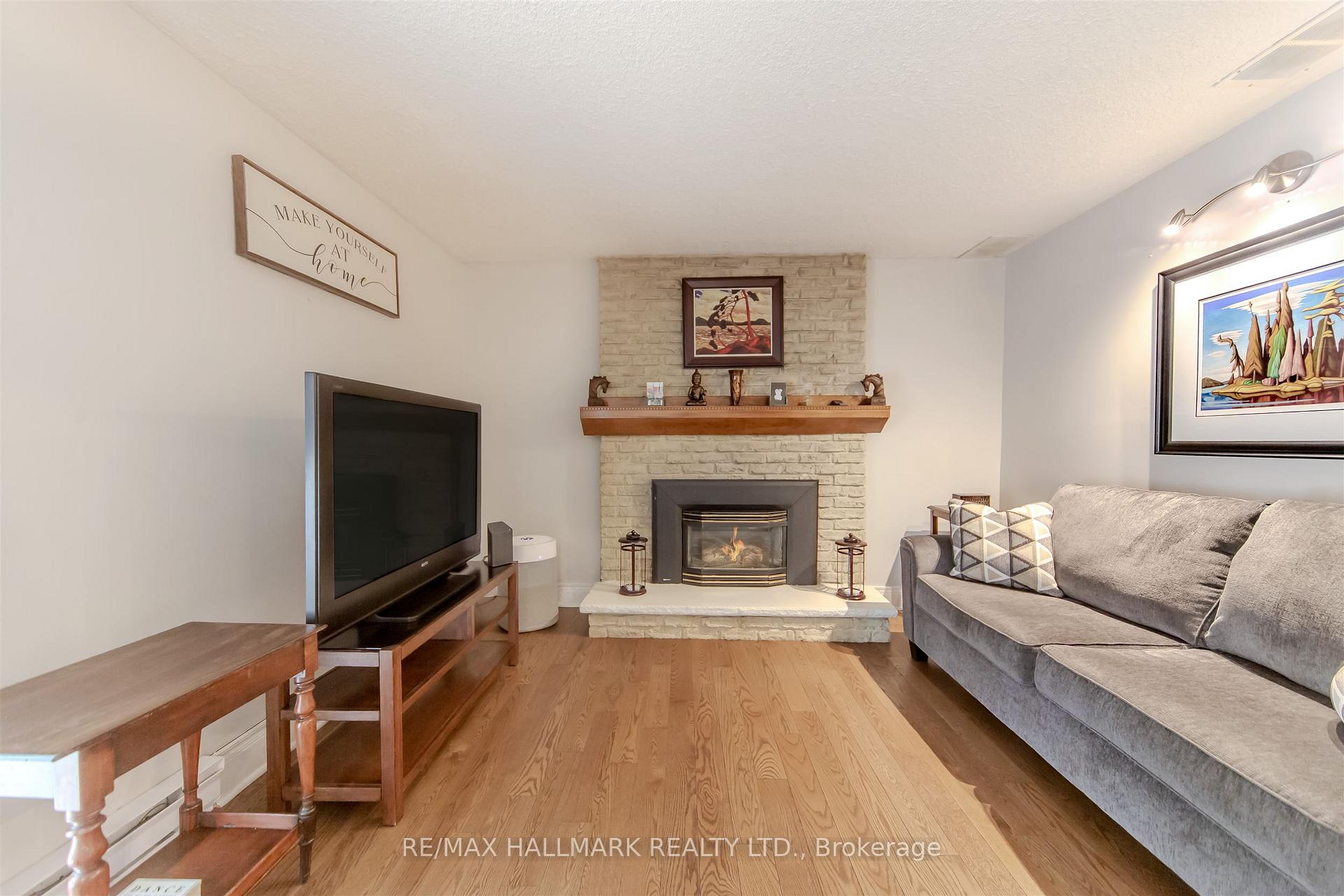 Photo 10 of 2 Bryan Court, New Tecumseth, Tottenham — HOMEH
